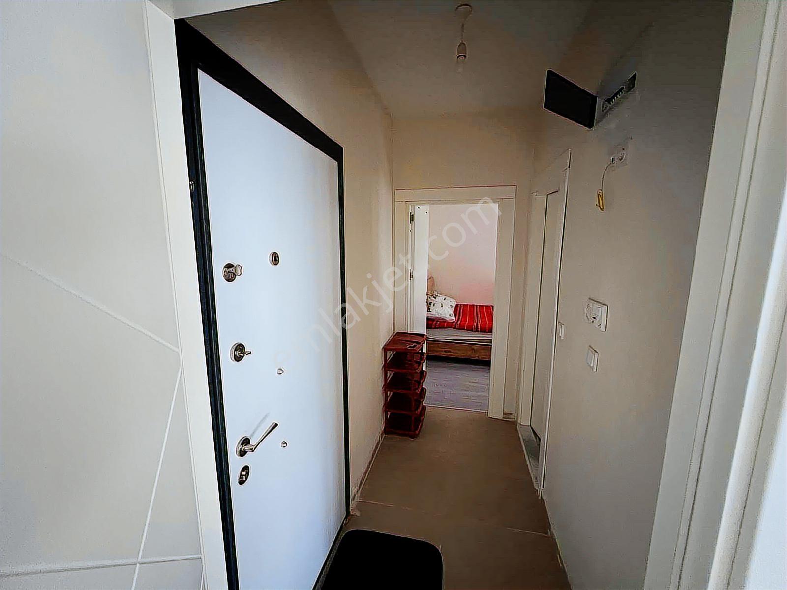 Erdemli Liman Yakını Sahile 2. Parsel Eşyalı Daire - Görsel 3