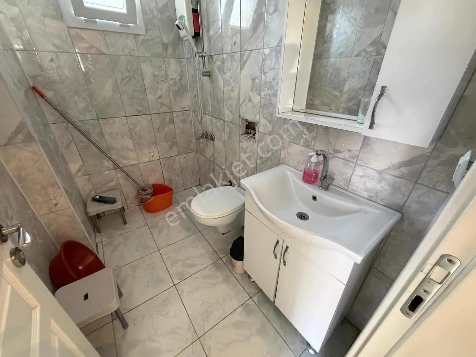 Erdemli Alata Mahalesinde Denize Yakın 2+1 Arakat Satılık Daire - Görsel 3