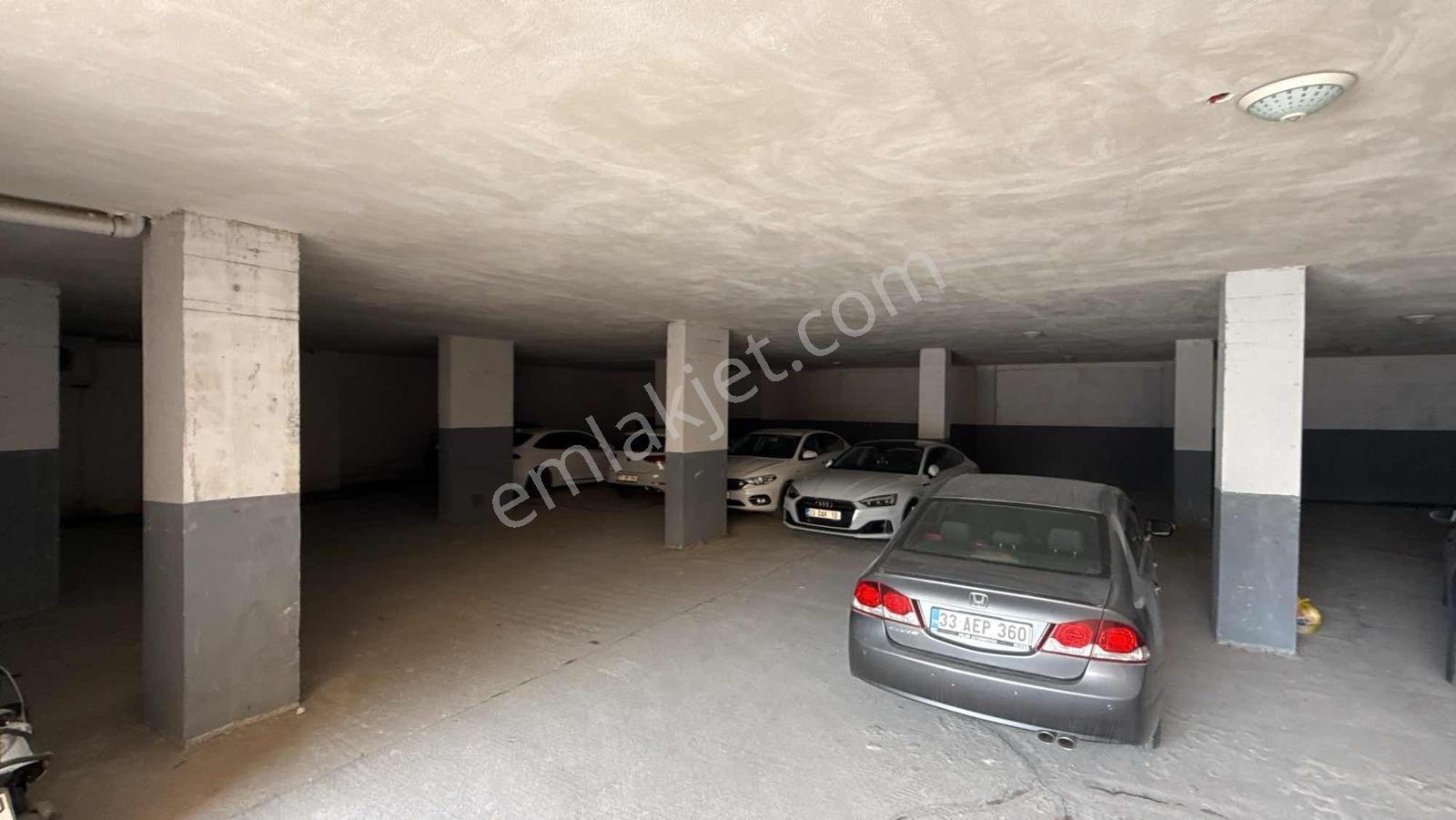 Erdemli Merkezde Mega Park Plazada Satılık 4+1 Daire - Görsel 13