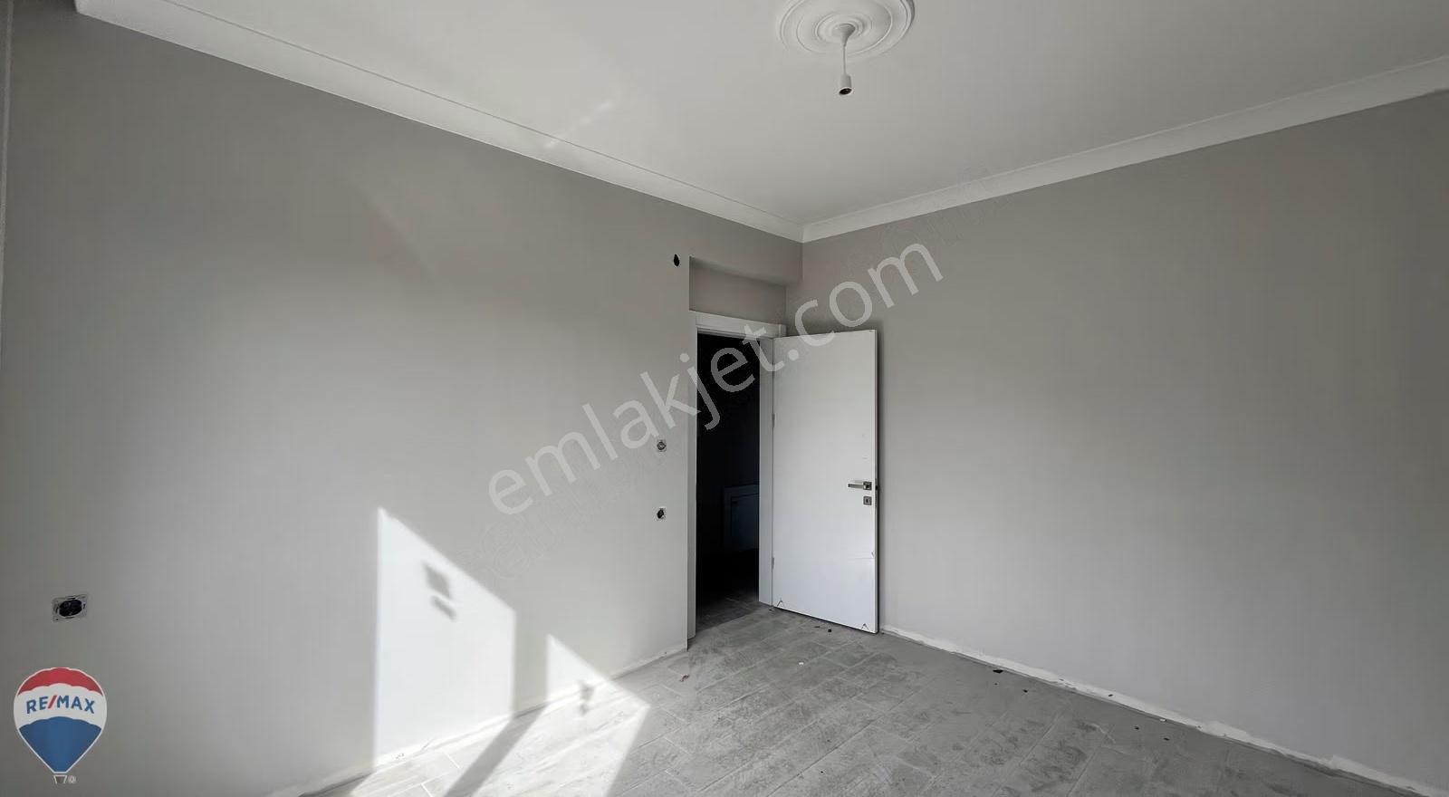 Remax Maviden Arifiyede 187 M2 4+1 Ters Dublex Daire - Görsel 15