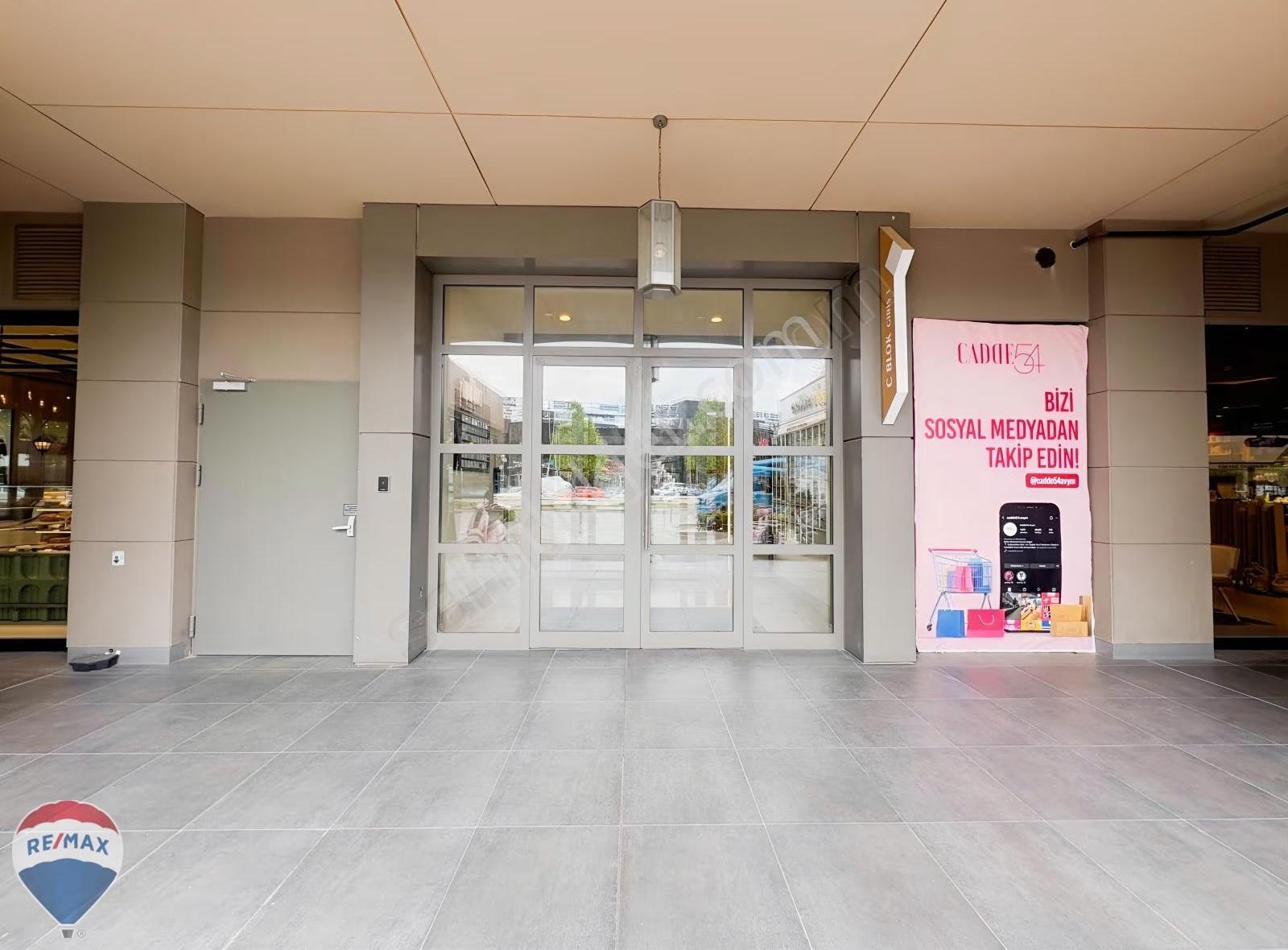 Remax Mavi'den Cadde54'de Kiralık 2+1 Ofis - Görsel 6