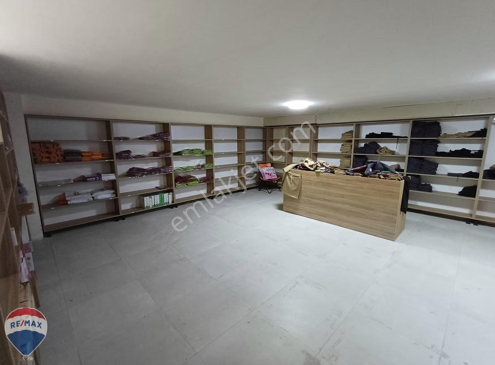 Remax Rıdvan Gedikten Ferizli Merkezde 120m2+45m2 =165m2 İş Yeri - Görsel 6