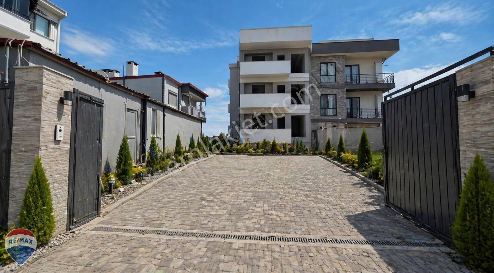 Yenicami'de Şehrin Kalbinde Kaçırılmayacak 2+1 Fırsatı - Görsel 12