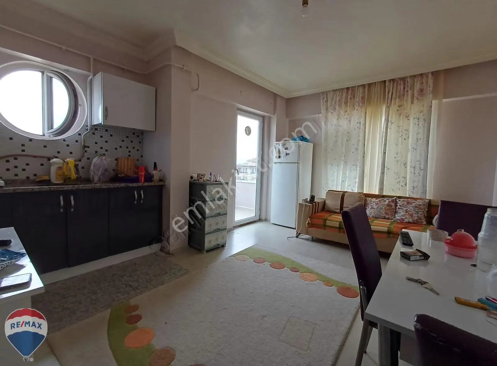 Remax Mavi Rıdvan Gedikten Kemalpaşada Eşyalı Kiralık 2+1 Daire - Görsel 15