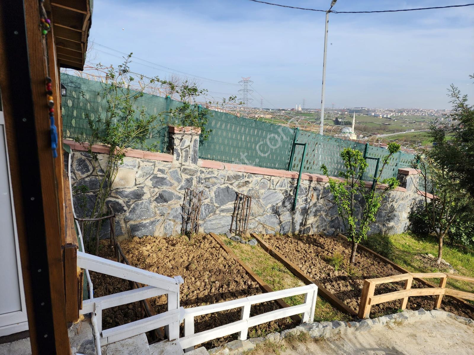 Balcıoğlunda Arnavutköy Tayakadında Acil Satılık İçinde Resmi Yapı Bulunan Hisseli Arsa - Görsel 22