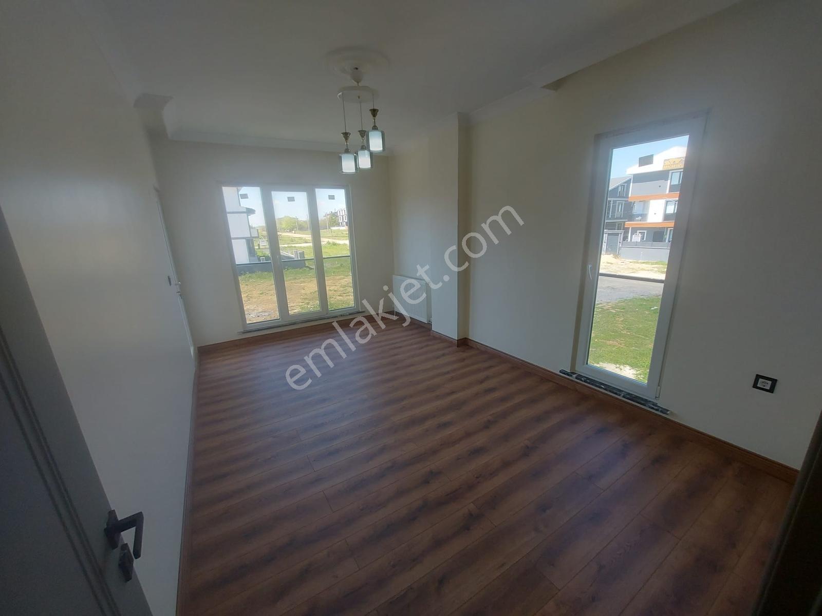 Menyap'tan Yeniçiftlik'te Tam Müstakil 300 M2 3+1 Yazlık Villa - Görsel 16