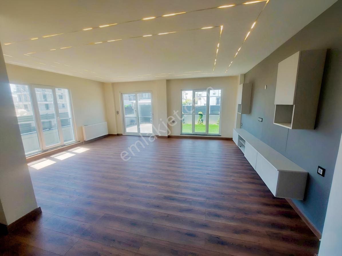 Menyap'tan Yeniçiftlik'te Tam Müstakil 300 M2 3+1 Yazlık Villa - Görsel 9