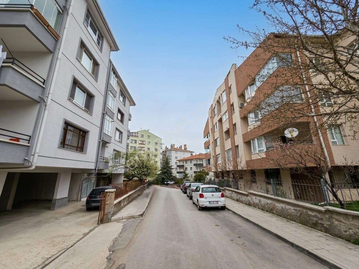 Çankaya Huzur'da Icı Yapılı, Otoparklı, Kelepır 3+1 Daıre - Görsel 34