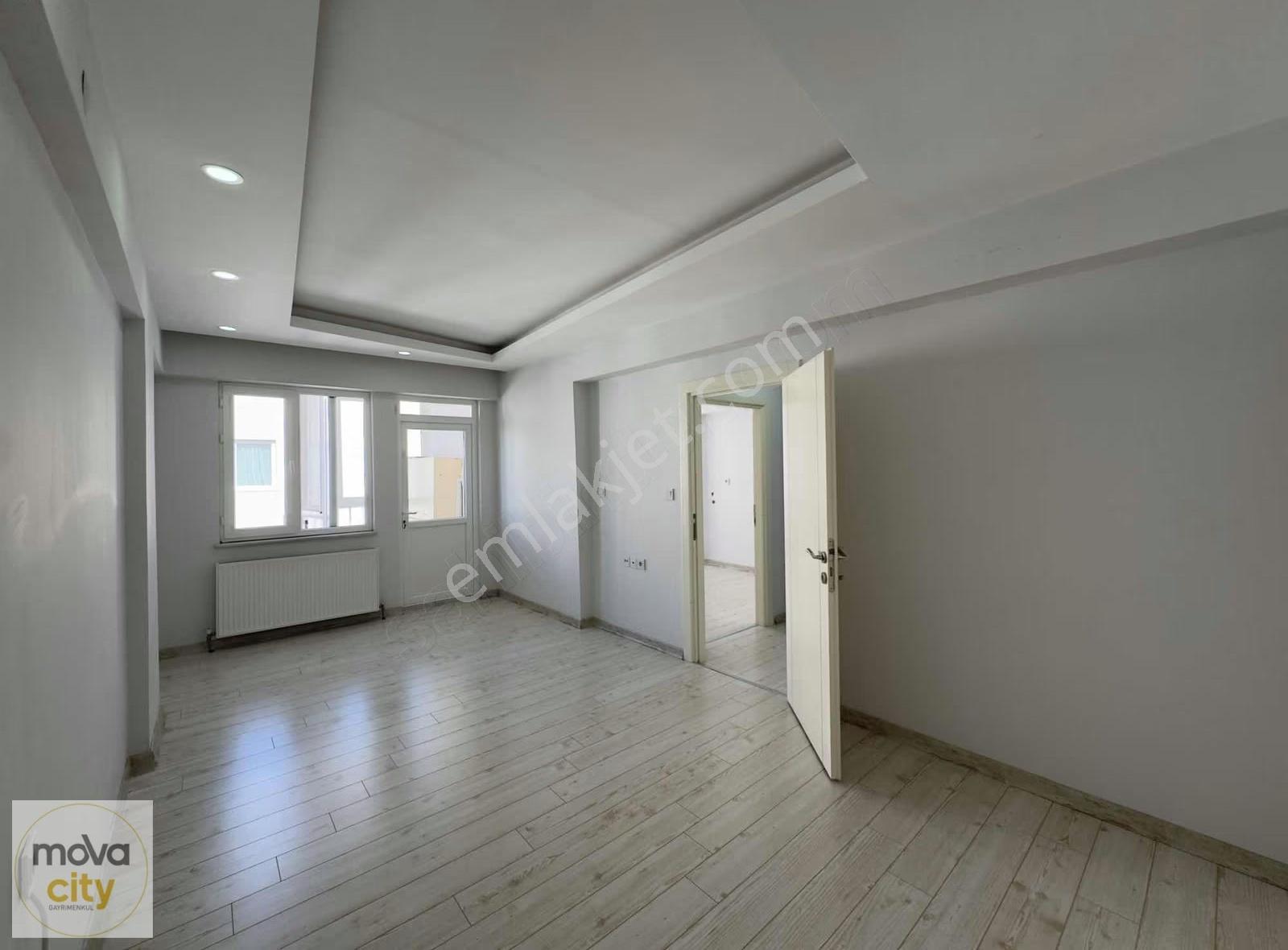 Bahçelievler M.a.e Caddesi Üzeri Satılık 3+1 Full Yapılı Daire - Görsel 25