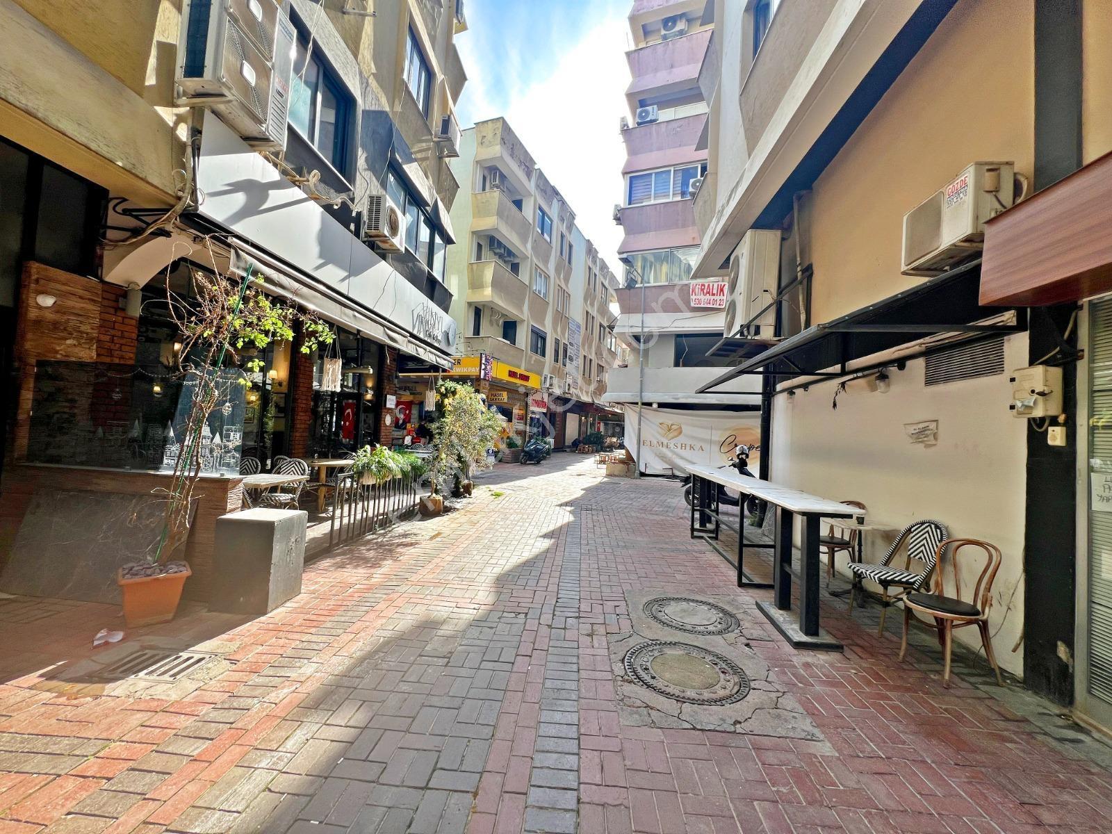 Alanya Merkezde Satılık 2+1 İşlek Caddeye Sıfır Masrafsız Daire - Görsel 18