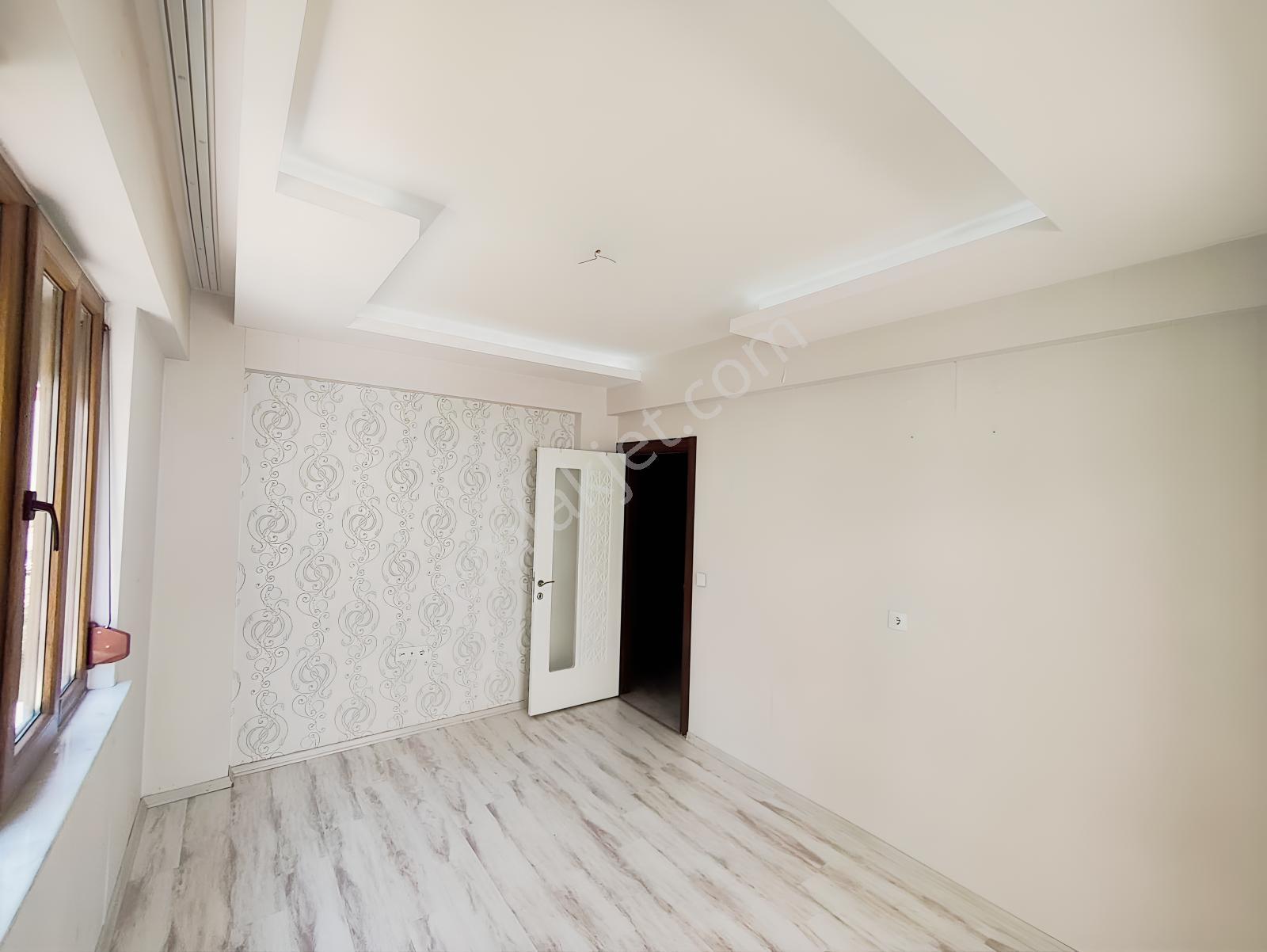 Arakat Kapalı Otoparklı Site İçi Lüks 2+1 Daire - Görsel 6