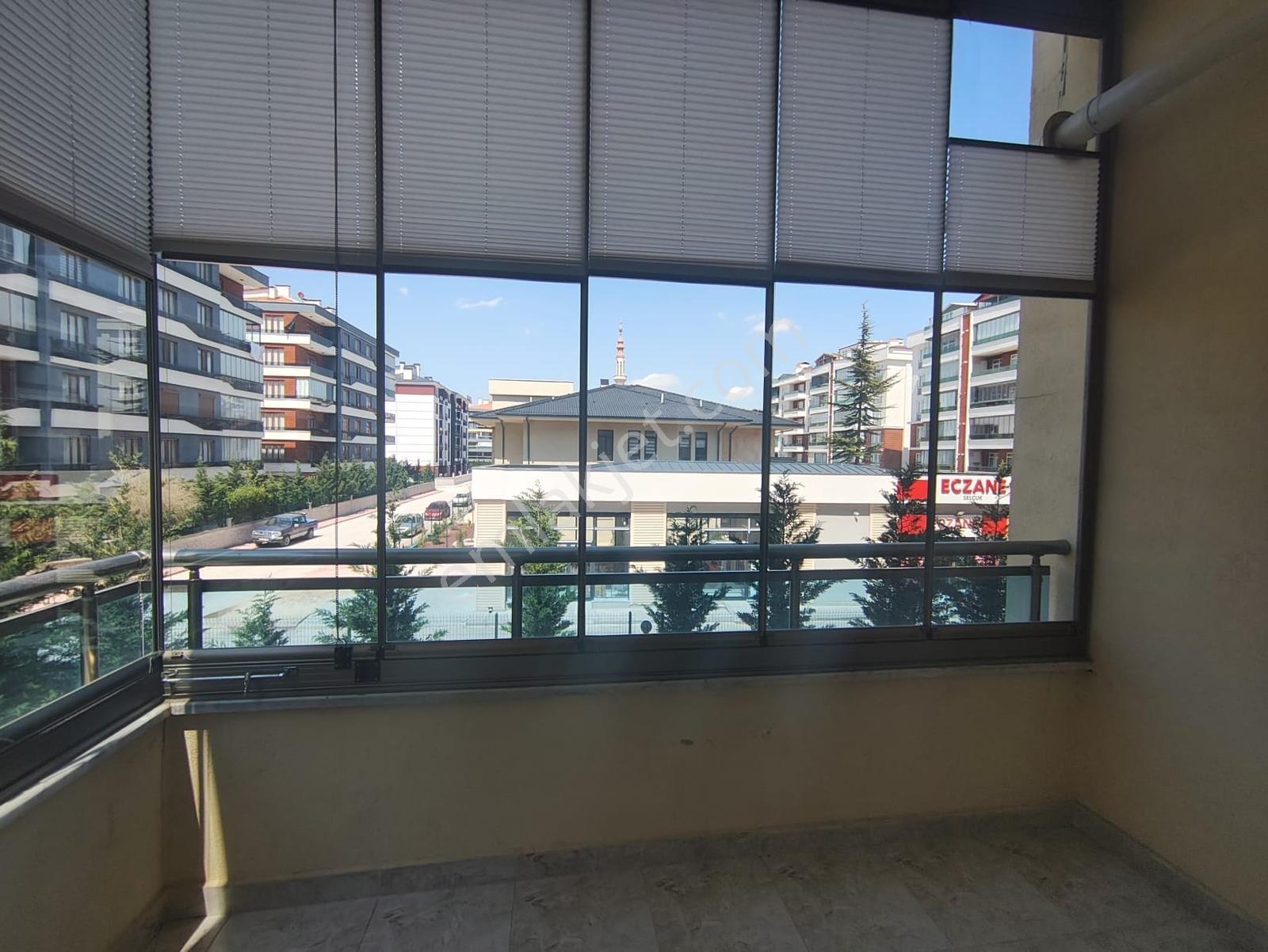 Arakat Kapalı Otoparklı Site İçi Lüks 2+1 Daire - Görsel 26