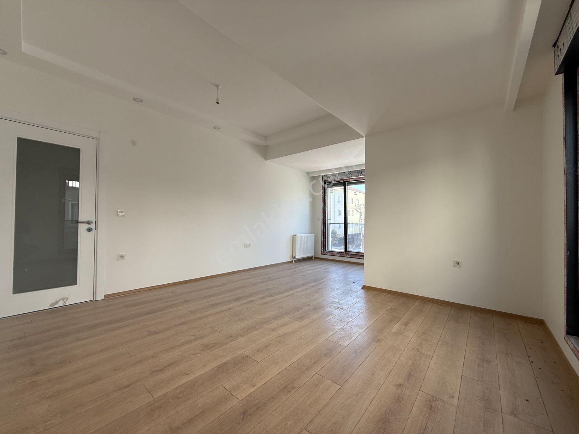 İstanbul House'dan Bahçelievler'de Cadde Üzeri Geniş 3+1 - Görsel 6