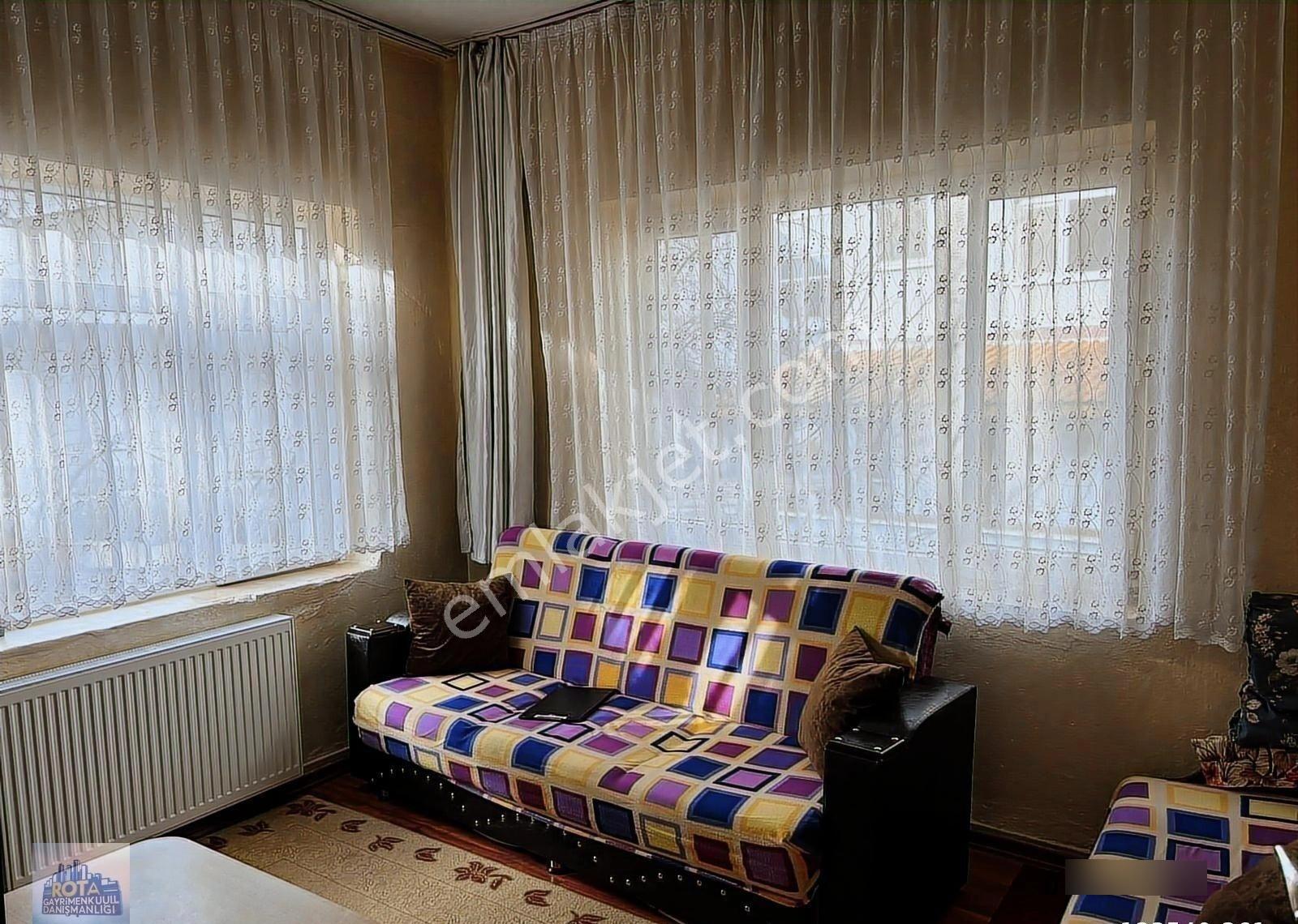 Gölcük Müstakil Tadında Caddeye Yakın Satılık Daire - Görsel 14