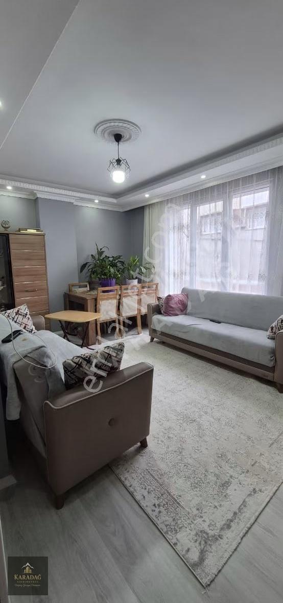 Metroya 5 Dakika Satılık 2+1 Arakat