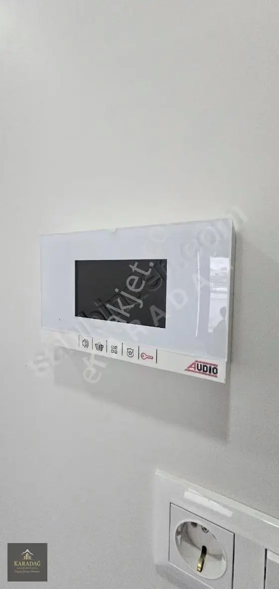 Taşoluk Mahallesi Kiralık 1+1 Çatı Katı - Görsel 4