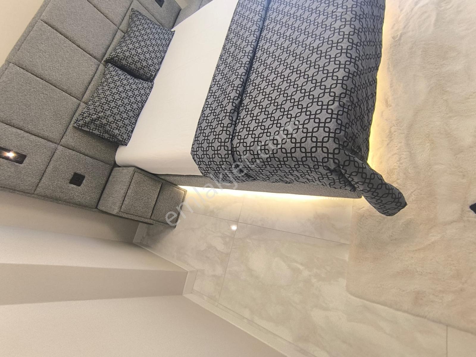 Kariyer'den Bahçeşehir Kolej Yakını 1+1 Ful Eşyalı Satılık Daire - Görsel 29