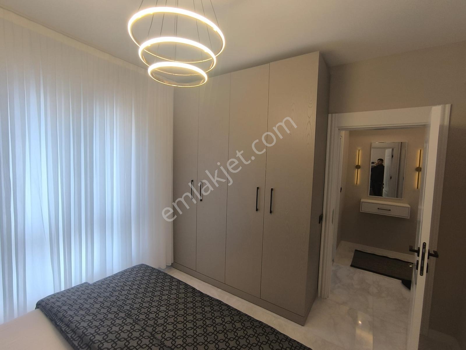 Kariyer'den Bahçeşehir Kolej Yakını 1+1 Ful Eşyalı Satılık Daire - Görsel 11