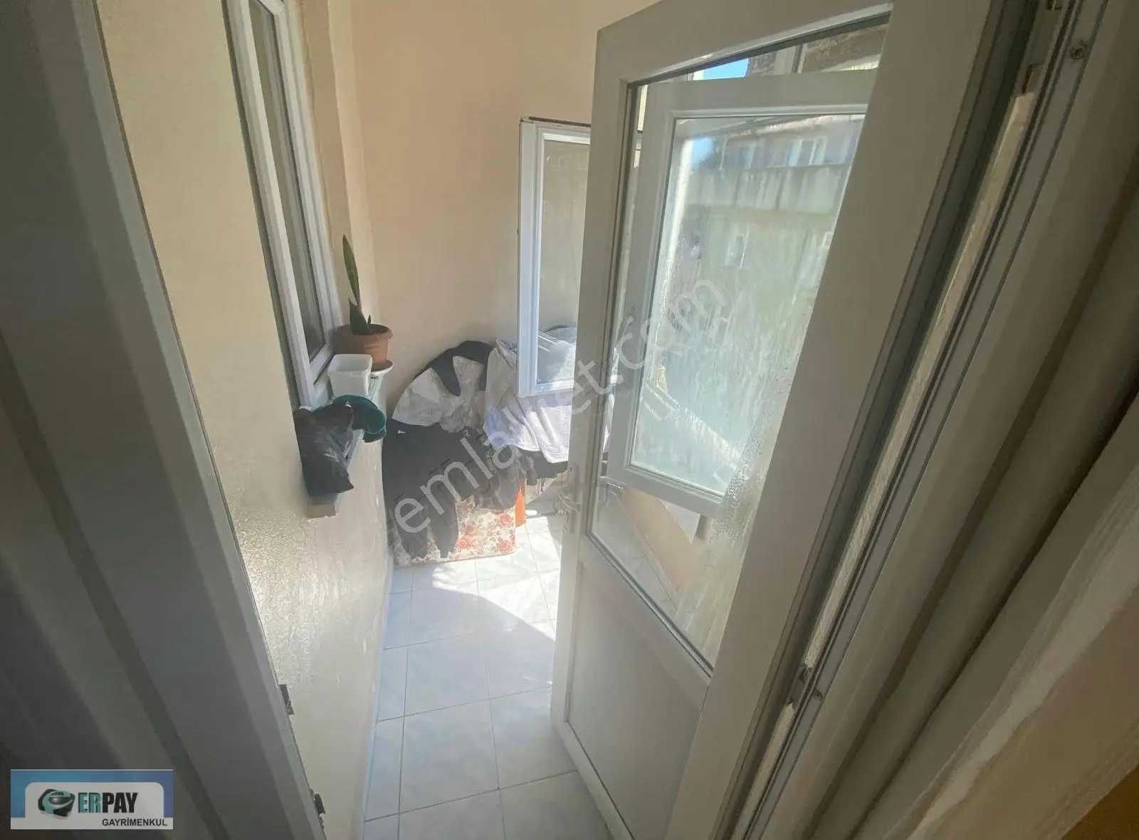 Erpay İnşaat'tan İsmetpaşa Mahallesinde Hisseli Ara Kat Daire - Görsel 17