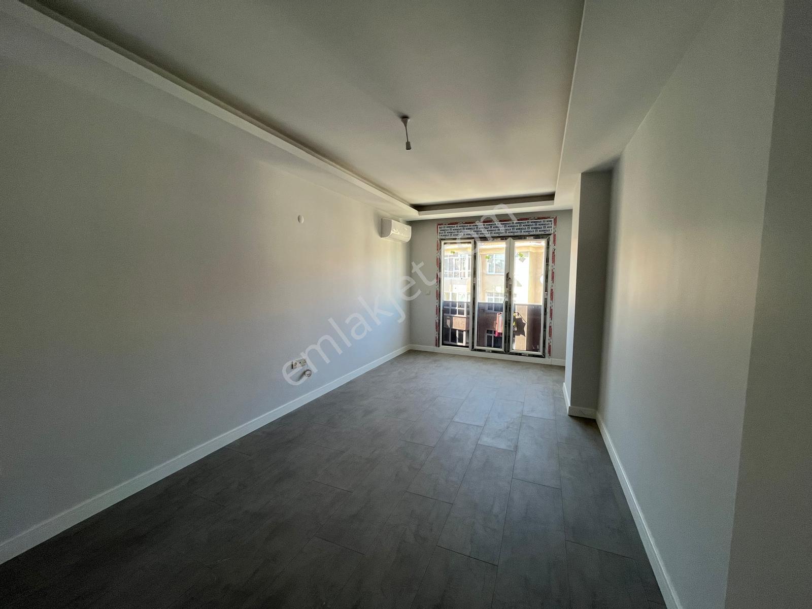 Küçükyalı Merkezde Sıfır Modern Teraslı 3+2 Satılık Dubleks - Görsel 12