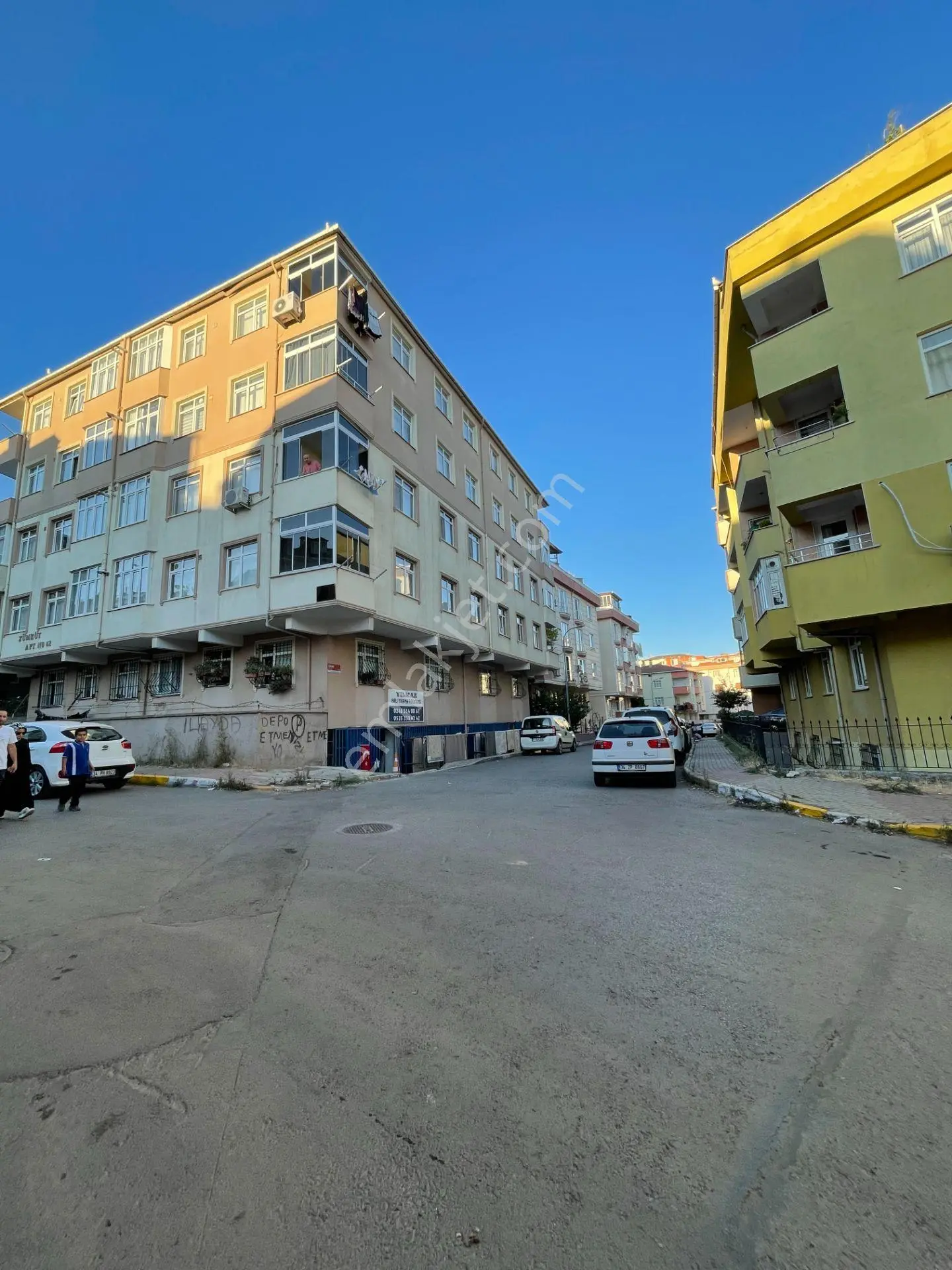 Güven Emlaktan 3+1 Kiralık Daire Merkezde