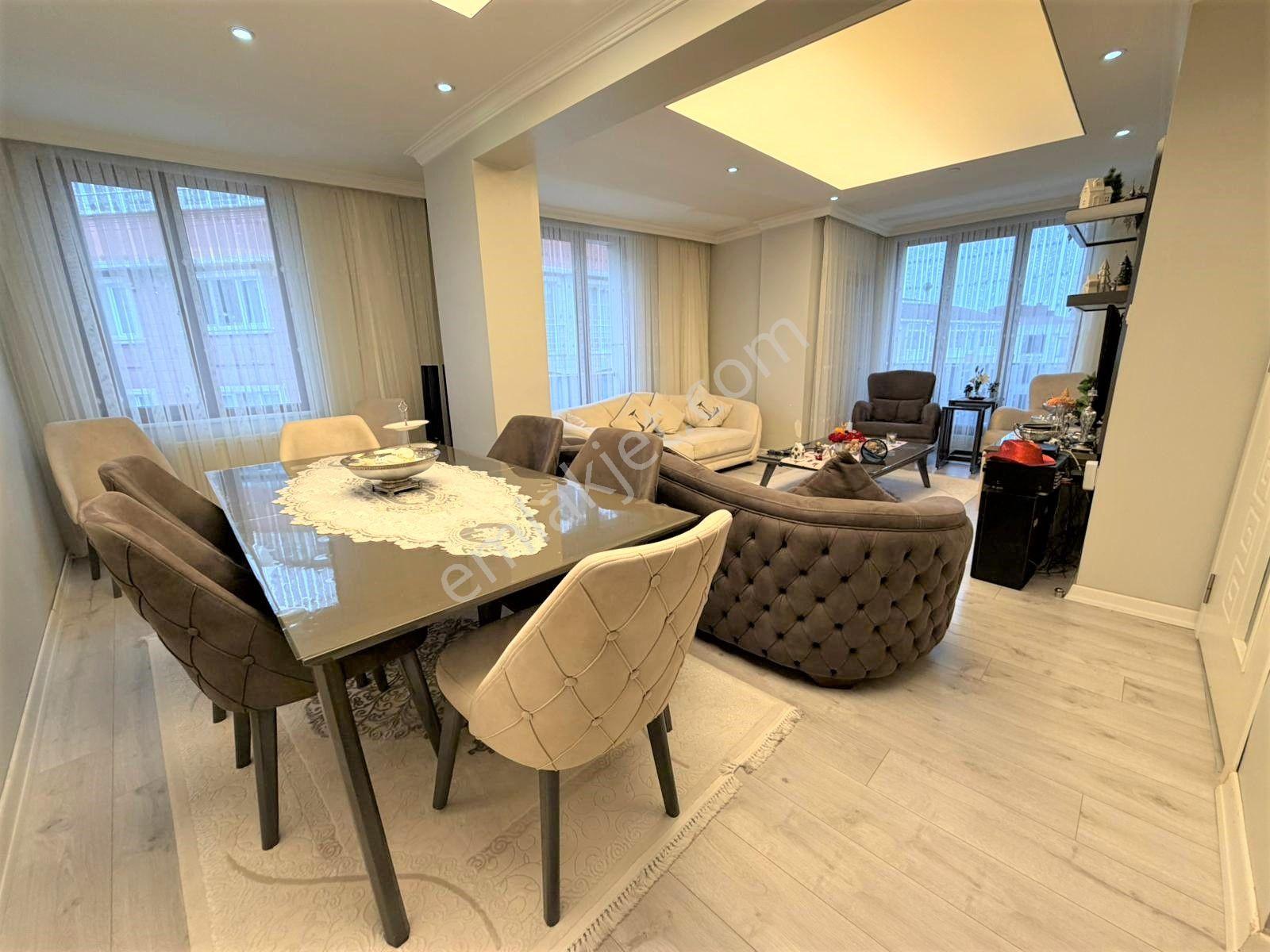 İstanbul House'dan Yayla Merkez'de 3+2 Satılık Dubleks Daire