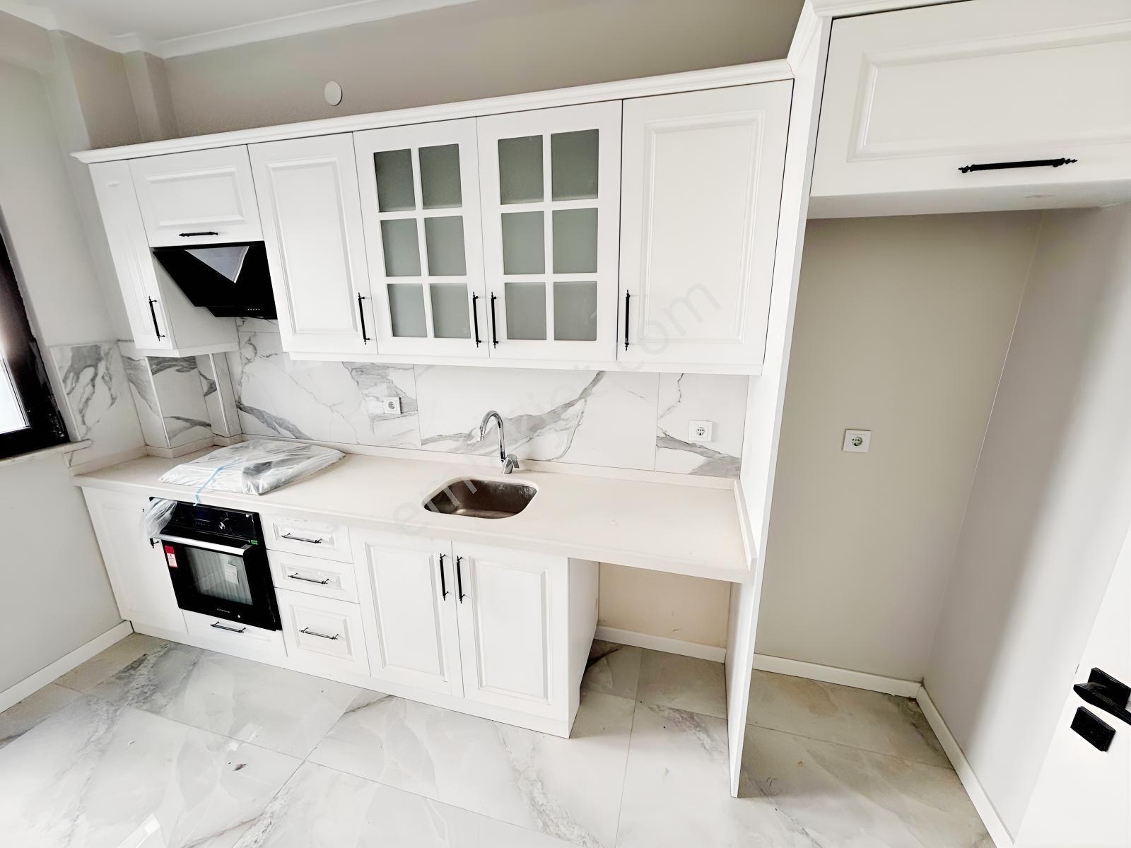Kerim'den Küçükkuyu Merkez'de Bahçe Katı Lüx Kiralık Daire - Görsel 17