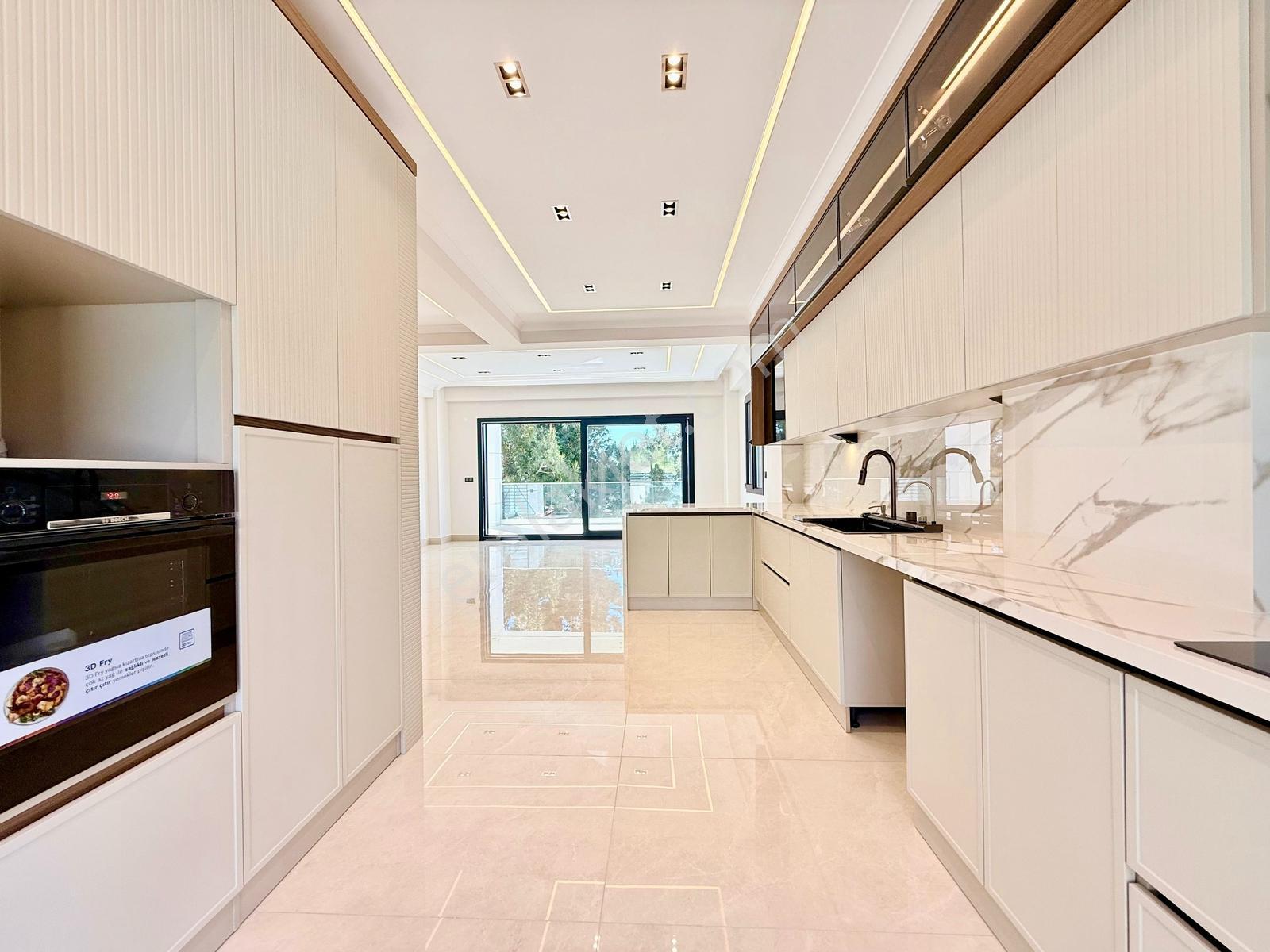 Deniz Manzaralı 4+1 Müstakil Villa 280 M² Doğa İçinde Lüks Yaşam - Görsel 20