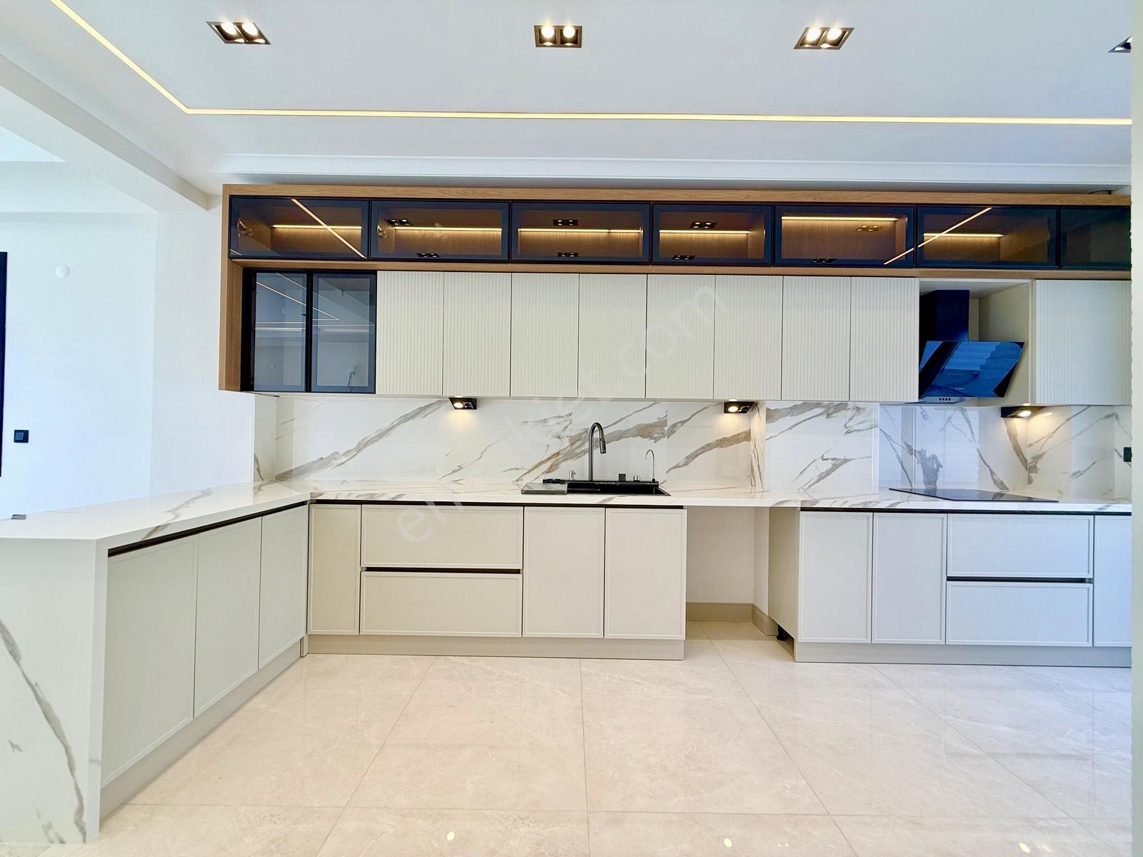 Deniz Manzaralı 4+1 Müstakil Villa 280 M² Doğa İçinde Lüks Yaşam - Görsel 27