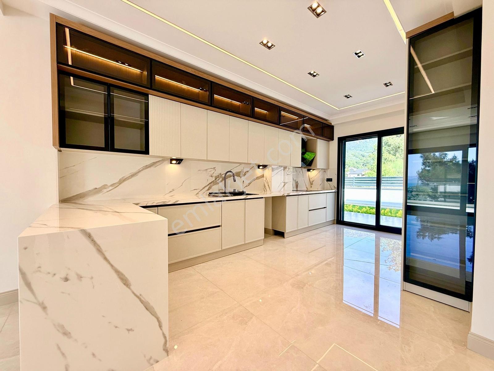 Deniz Manzaralı 4+1 Müstakil Villa 280 M² Doğa İçinde Lüks Yaşam - Görsel 34