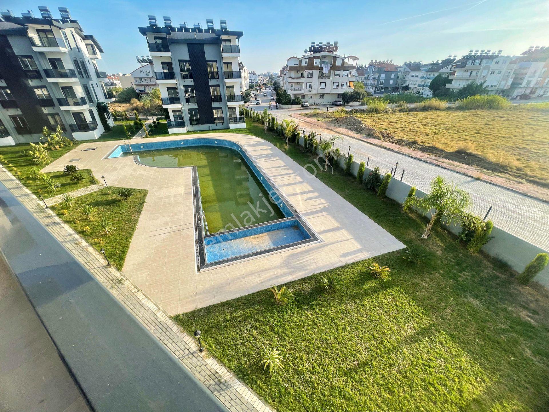 Ilıca Mah Kullanışlı Lüx Site İçerisinde 1+1 Satılık Daire - Görsel 12