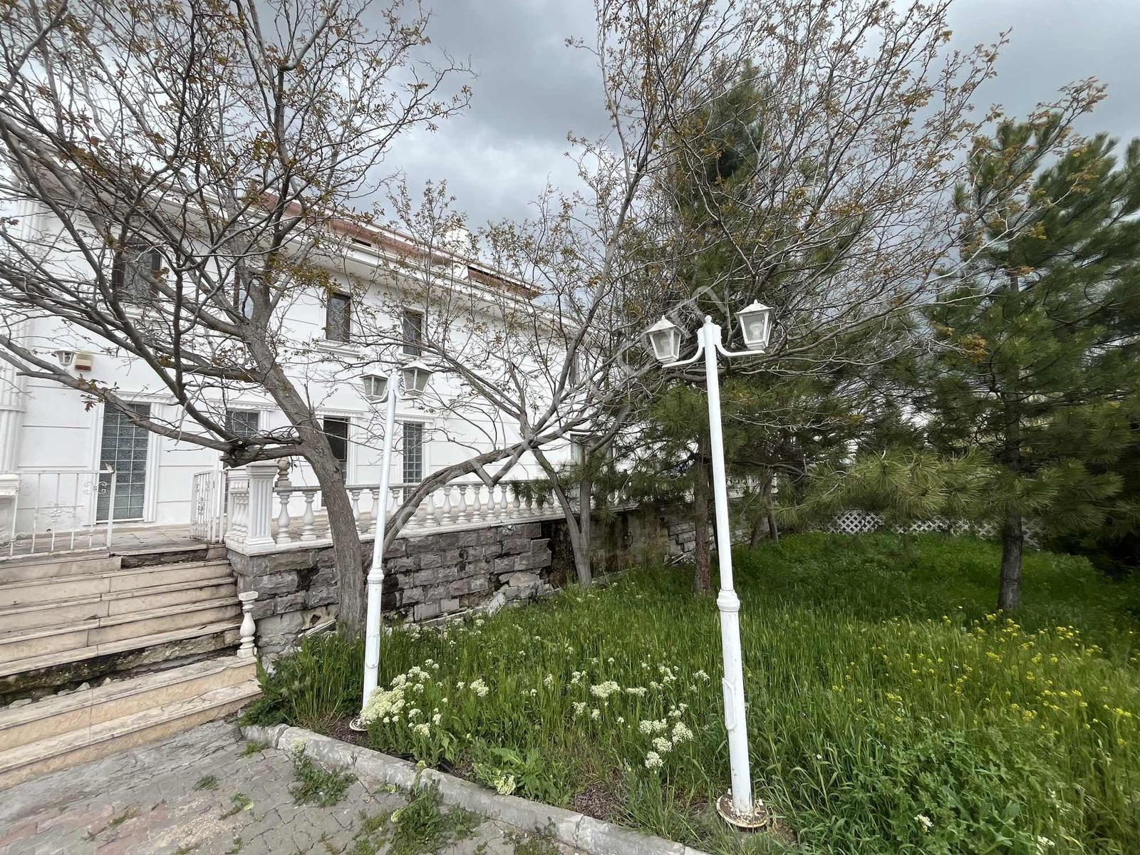 Kazan Kışla Havuzlu Villa Kaçırılmica Fırsat 10+10 Tek Tapu - Görsel 19