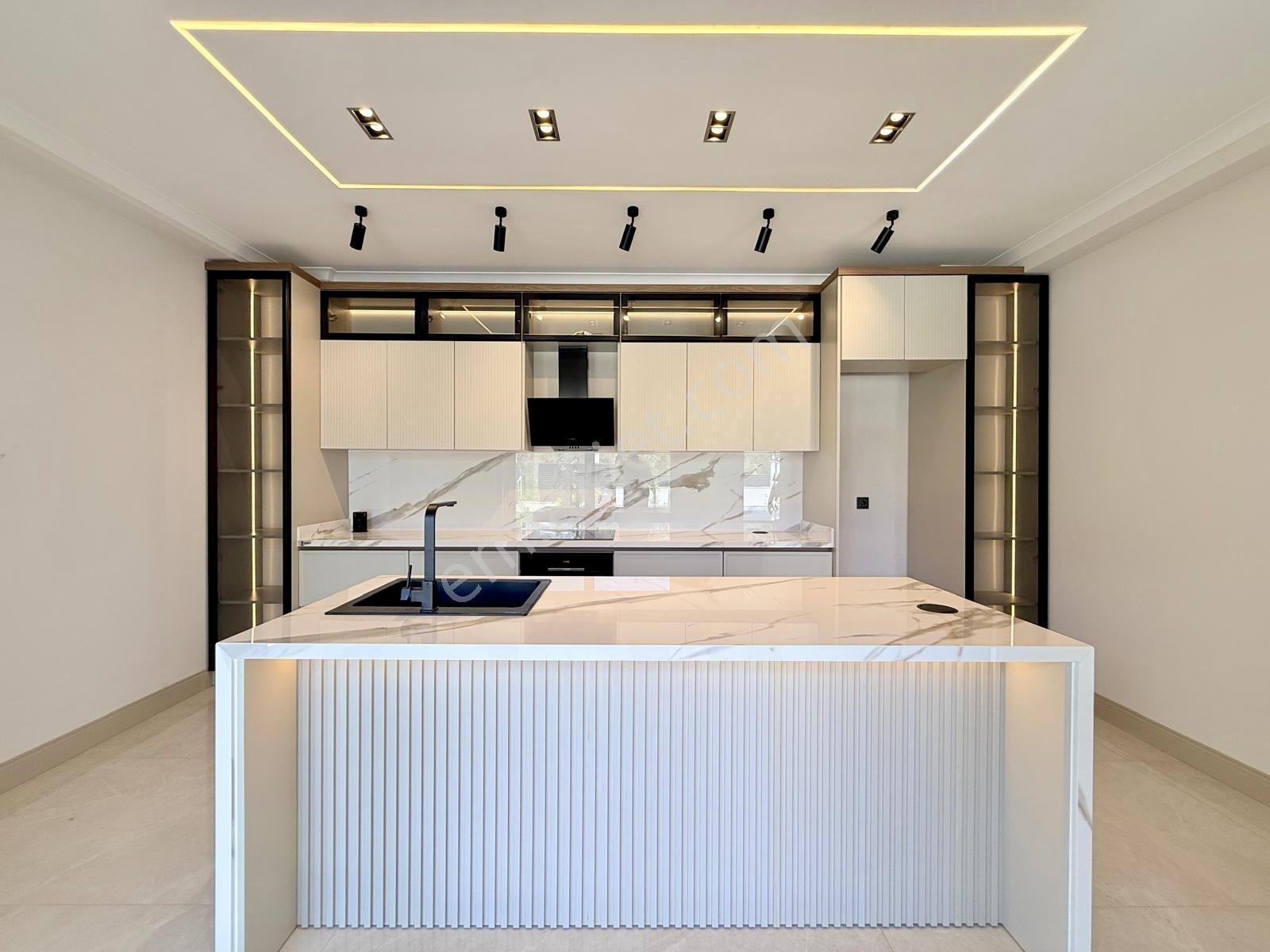 Parladan Kalite İle Buluşturan Havuzlu 3+1 Müstakil Villa 410 M² - Görsel 6