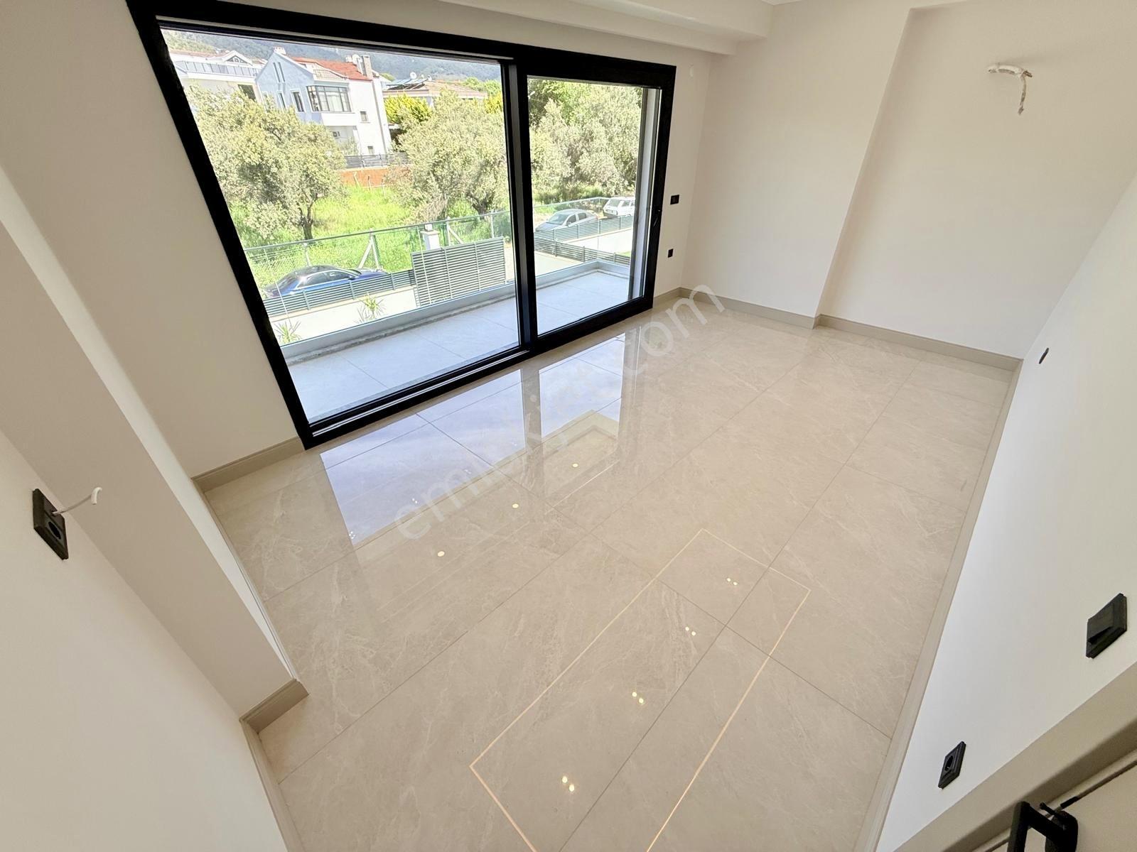 Parladan Kalite İle Buluşturan Havuzlu 3+1 Müstakil Villa 410 M² - Görsel 5