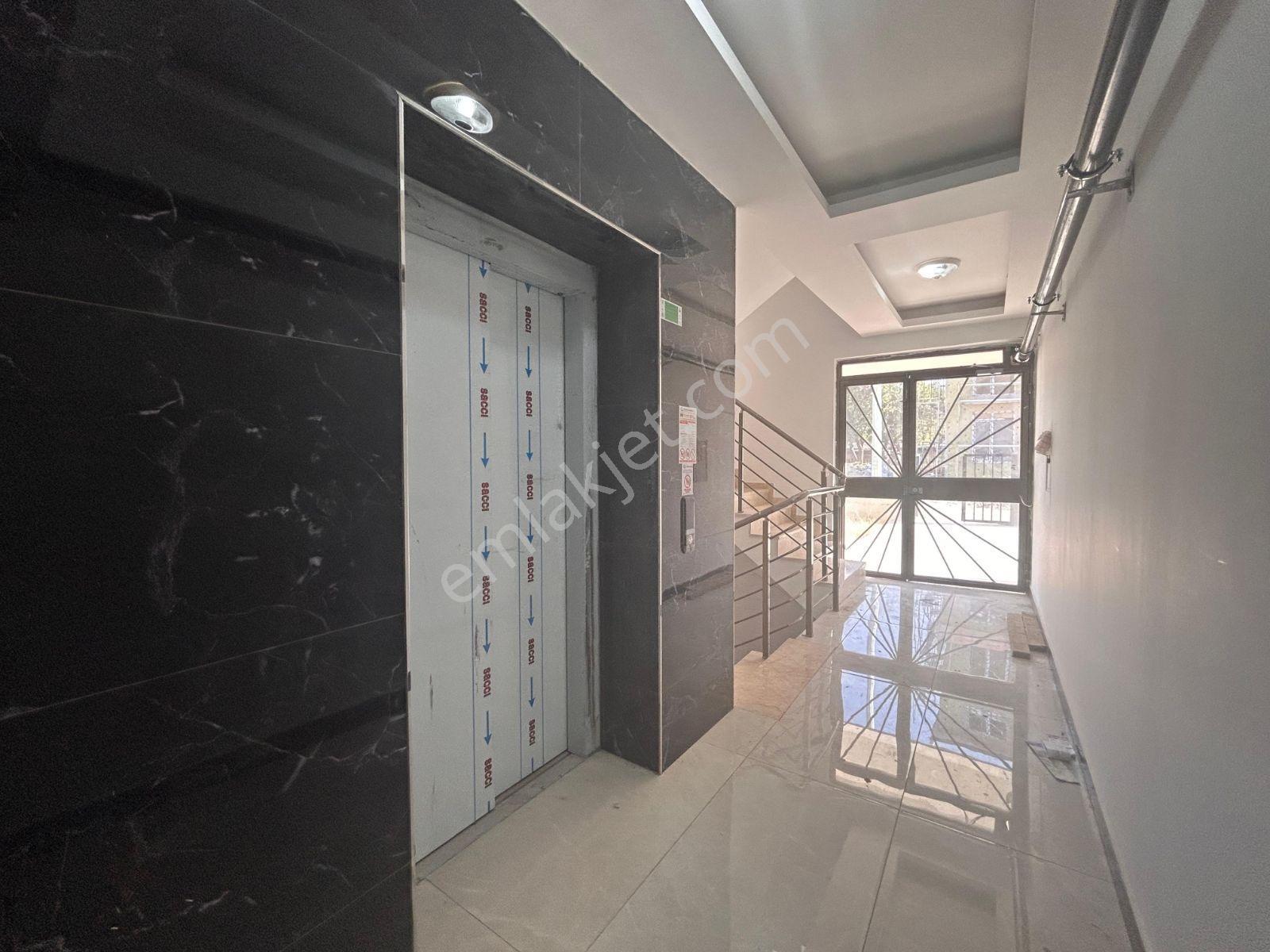 Alçatıdan Yüksek Kredili/yerden Isıtma/vadi Manzaralı 2+1 Daire - Görsel 19