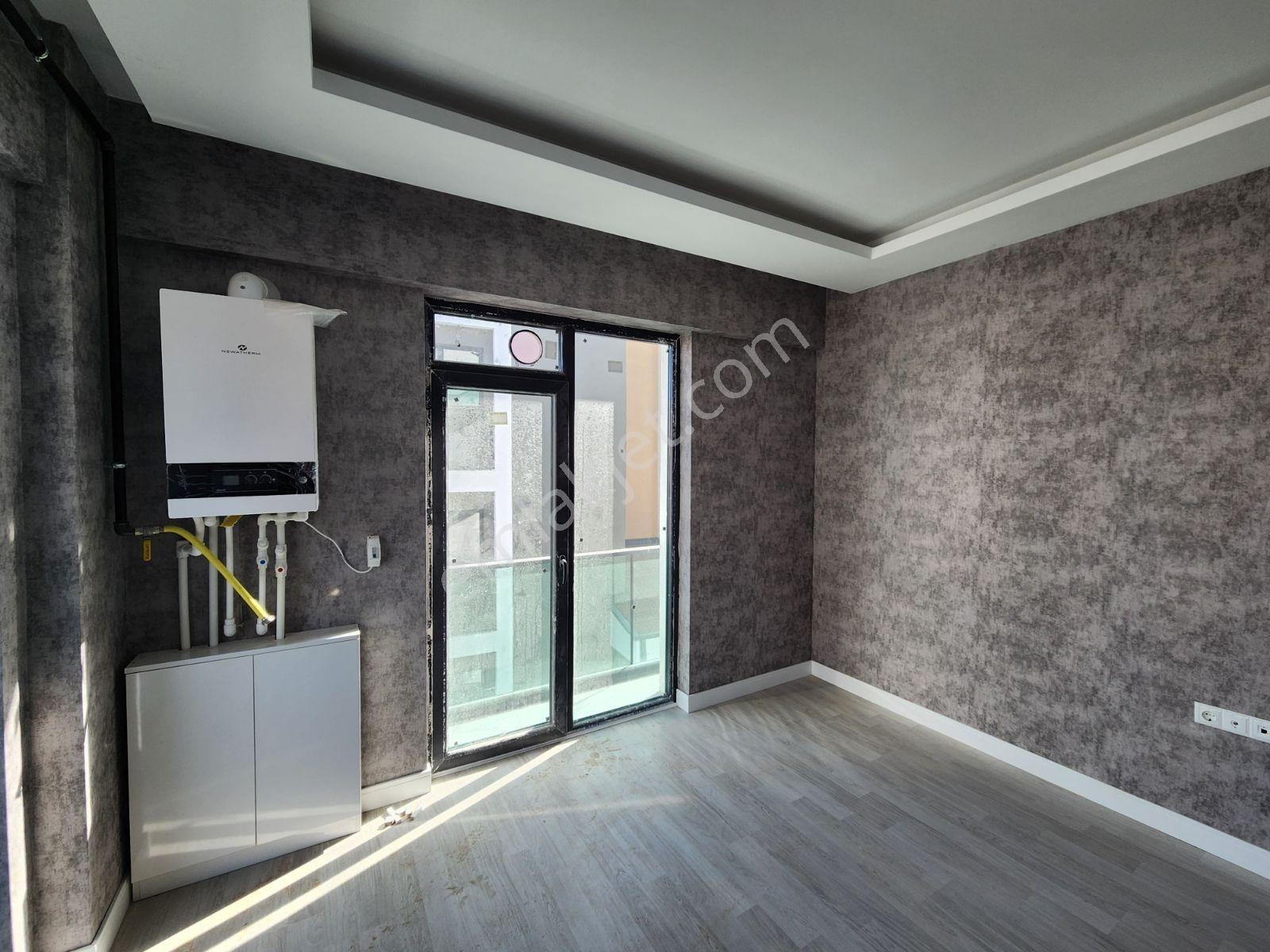 Alaçatı'dan Sıfır/bulvara Yakın/ön Cephe/yerden Isıtma Kiralık - Görsel 31