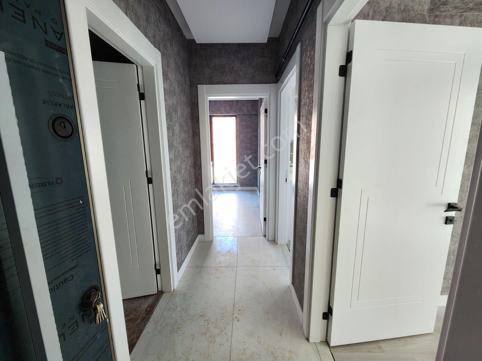 Alaçatı'dan Sıfır/bulvara Yakın/ön Cephe/yerden Isıtma Kiralık - Görsel 29