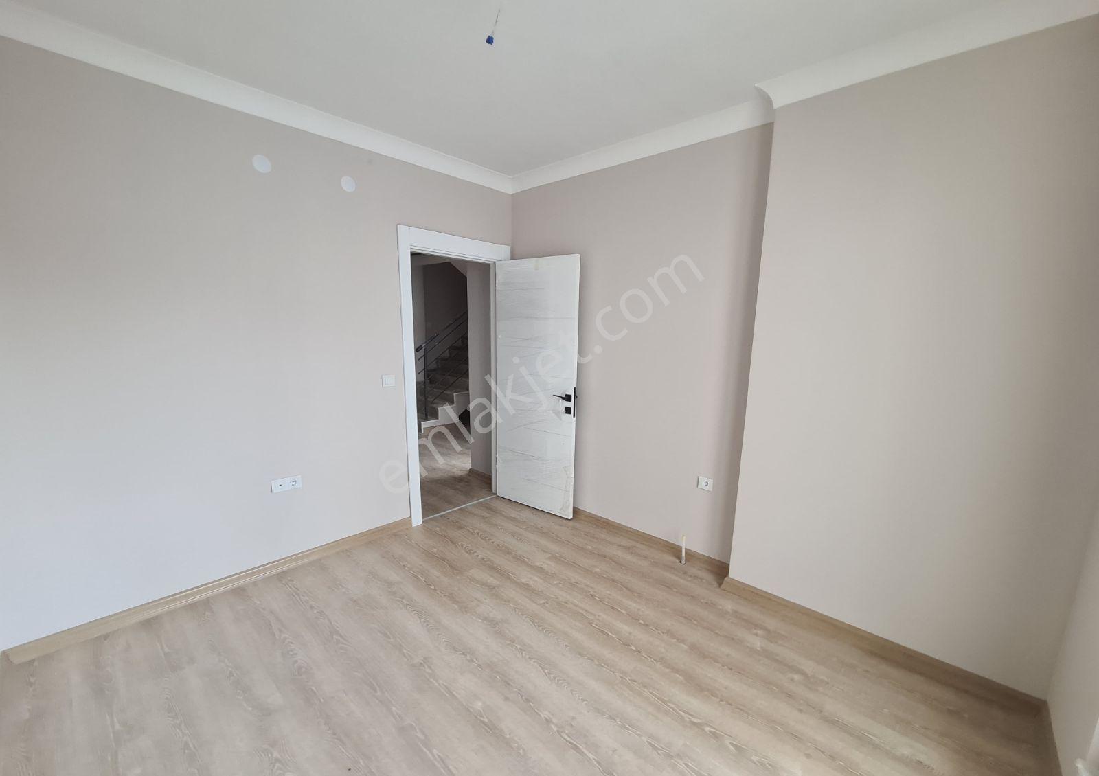 Alaçatı'dan Yüzde %80 Kredi İmkanı Vadi Manzaralı /teraslı/ - Görsel 31