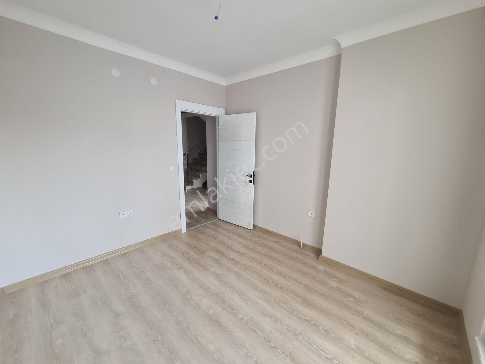 Alaçatı'dan Yüzde %80 Kredi İmkanı Vadi Manzaralı /teraslı/ - Görsel 14