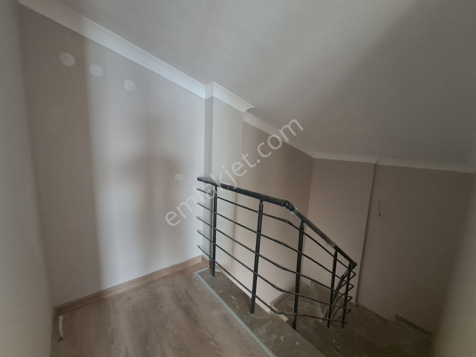 Alaçatı'dan Yüzde %80 Kredi İmkanı Vadi Manzaralı /teraslı/ - Görsel 11