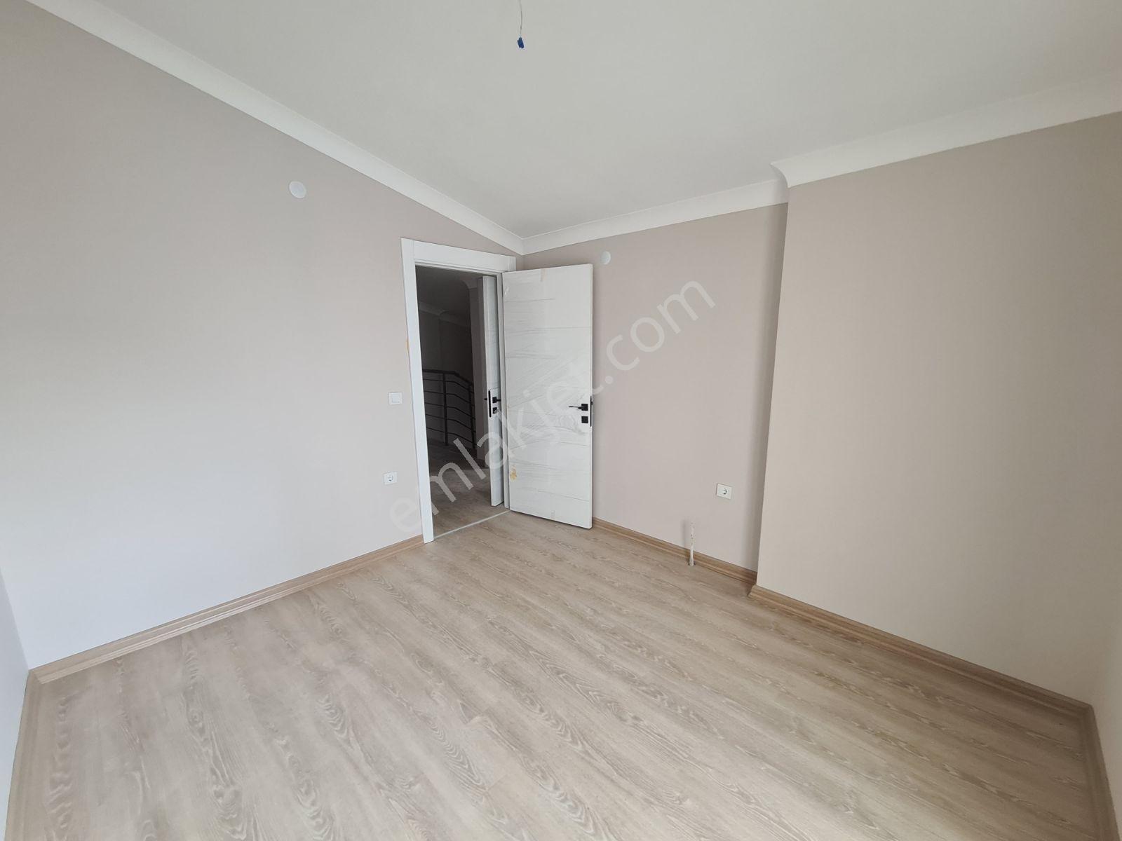 Alaçatı'dan Yüzde %80 Kredi İmkanı Vadi Manzaralı /teraslı/ - Görsel 4