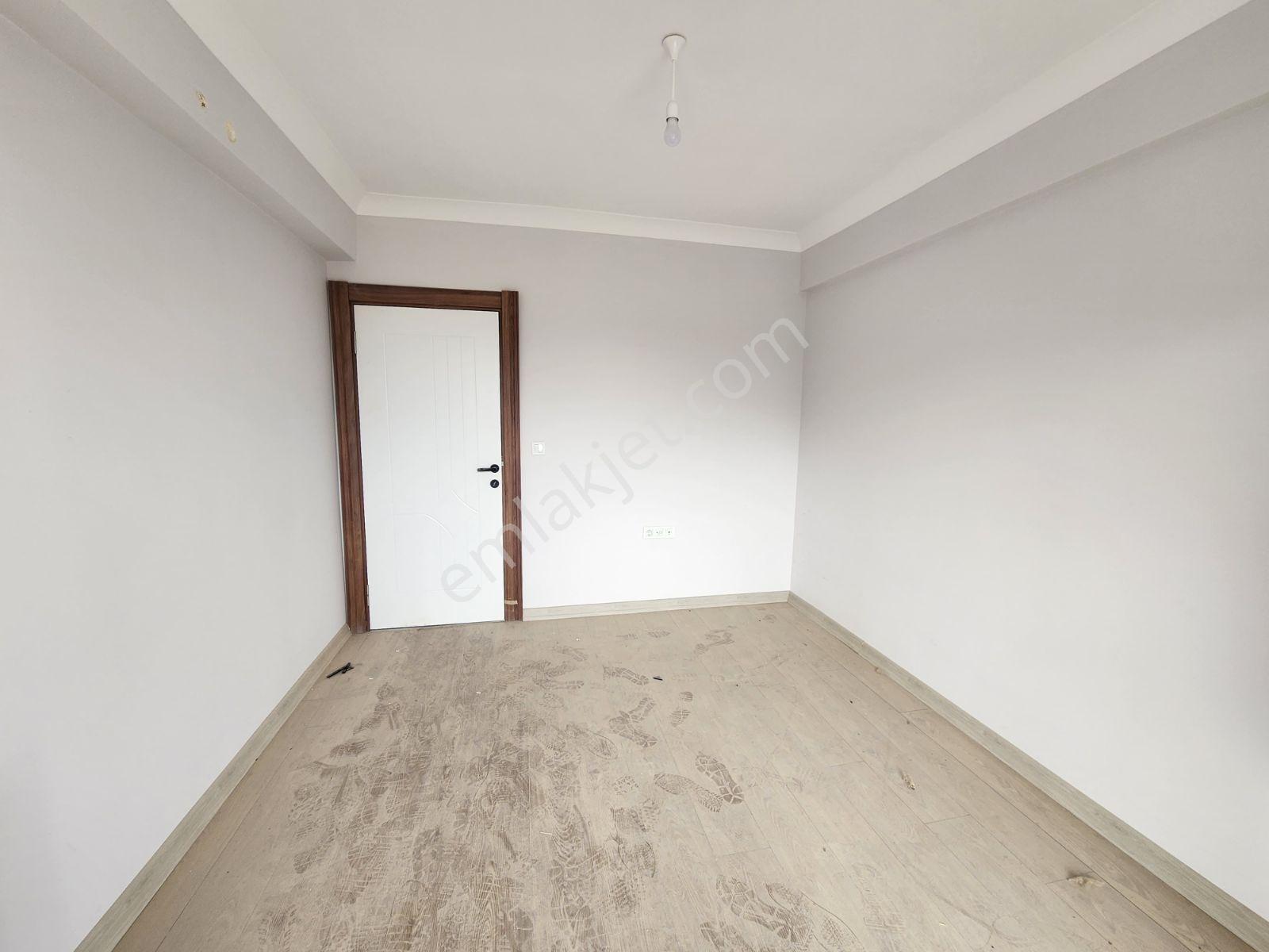 Alaçatı'dan % 80 Kredi İmkanı Teraslı/öncephe/vadi Manzaralı 3+1 - Görsel 26