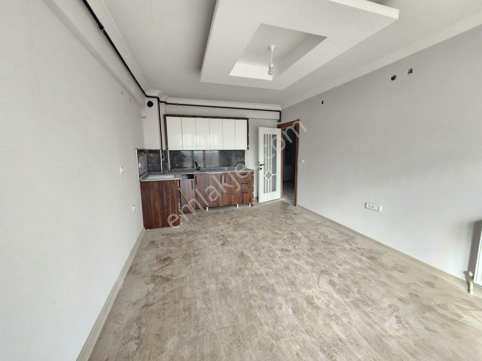 Alaçatı'dan % 80 Kredi İmkanı Teraslı/öncephe/vadi Manzaralı 3+1 - Görsel 21