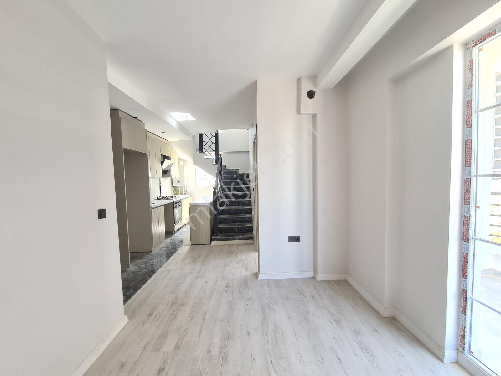 Alaçatı'dan Bölgenin En Ucuz 4+1 Dairesi Teraslı/iskanlı/ - Görsel 12