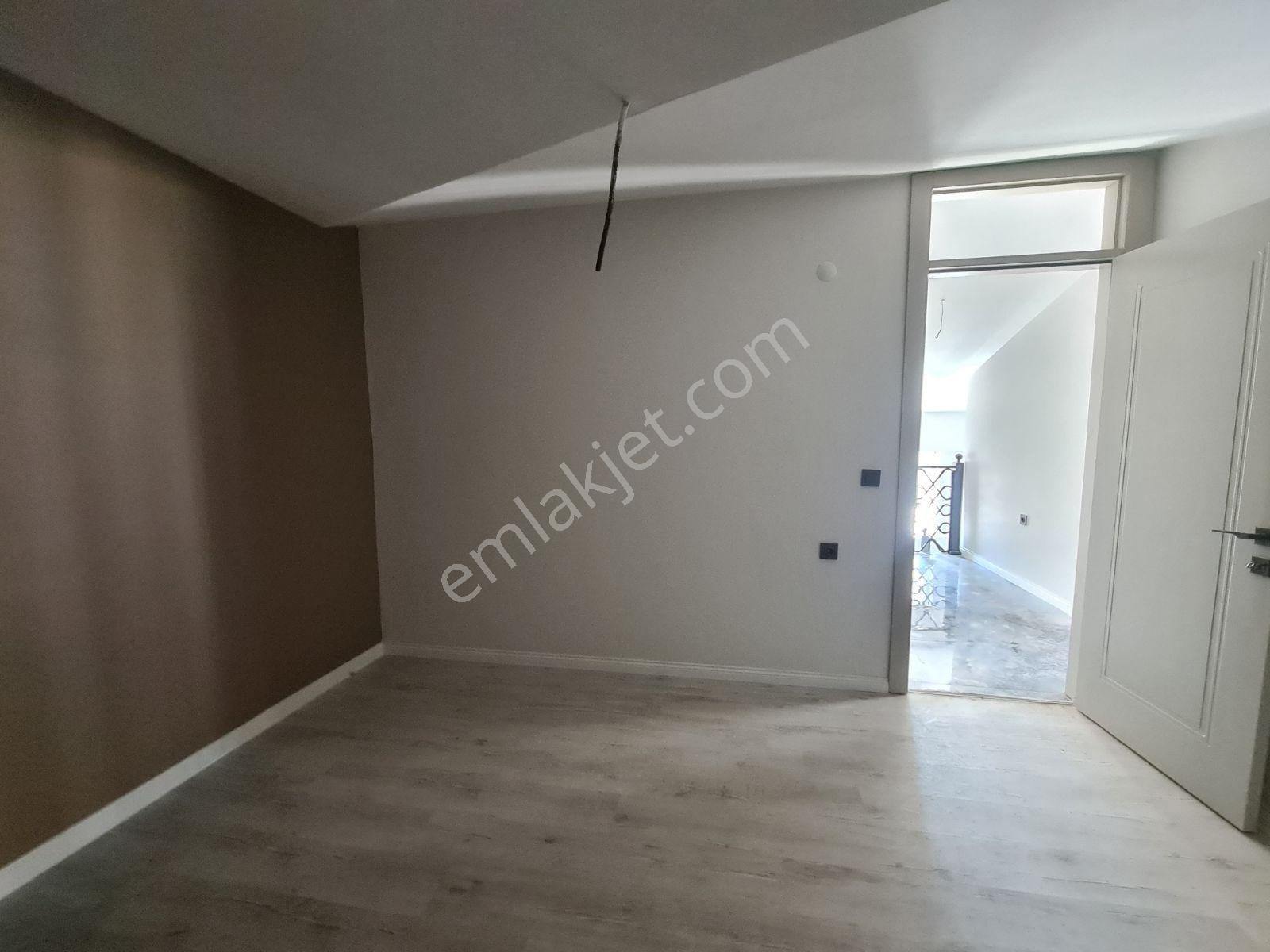Alaçatı'dan Bölgenin En Ucuz 4+1 Dairesi Teraslı/iskanlı/ - Görsel 14