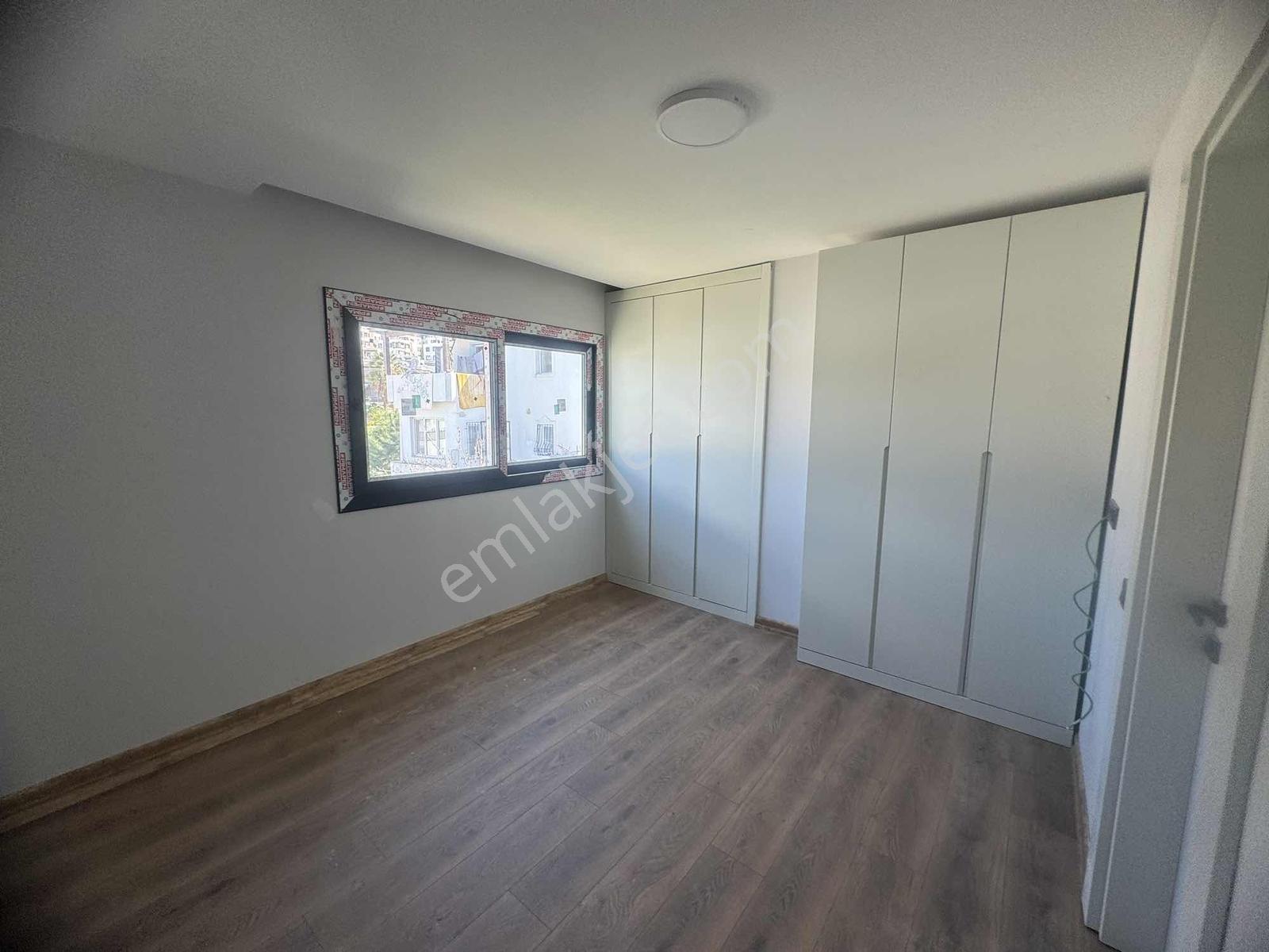 Karabağda 4+1 Müstakil Bahçeli Triblex - Görsel 18