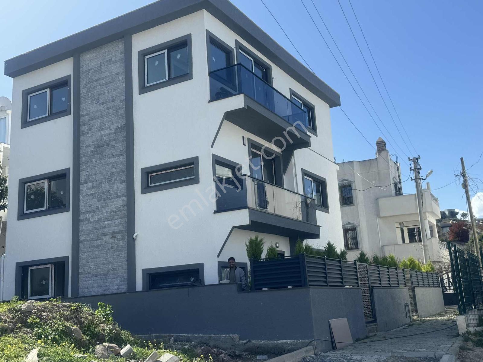 Karabağda 4+1 Müstakil Bahçeli Triblex - Görsel 14