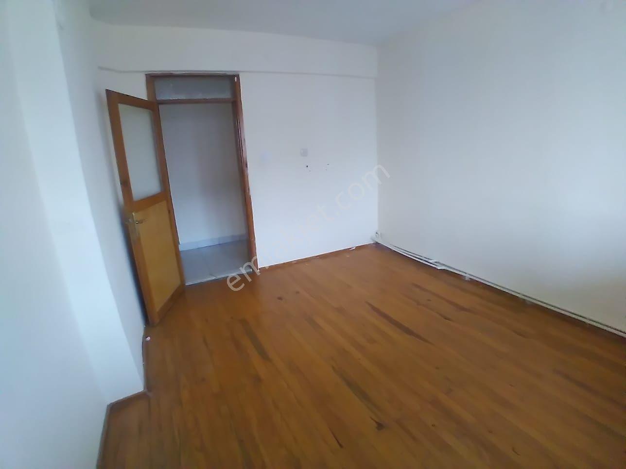 Ender Uysal Gayrimenkulden Kınıklı Da 3+1 Balkonlu Kombili Daire.... - Görsel 9