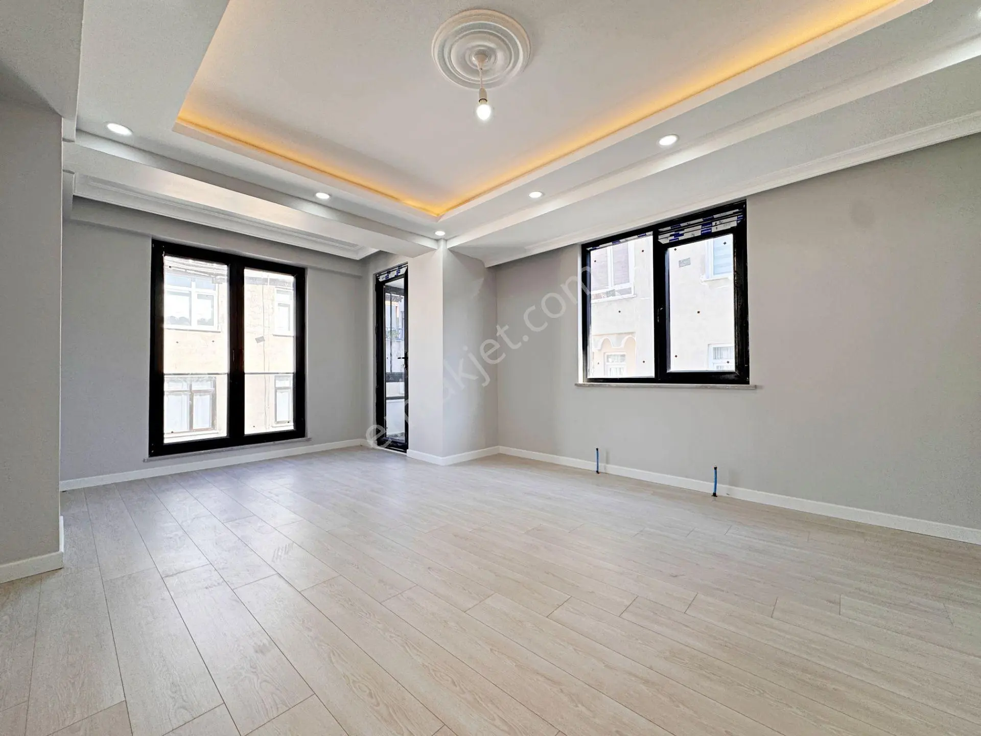 Home Vizyon Bahçelievler Çobançeşme Satılık Sıfır Lüx 2+1 Daire.