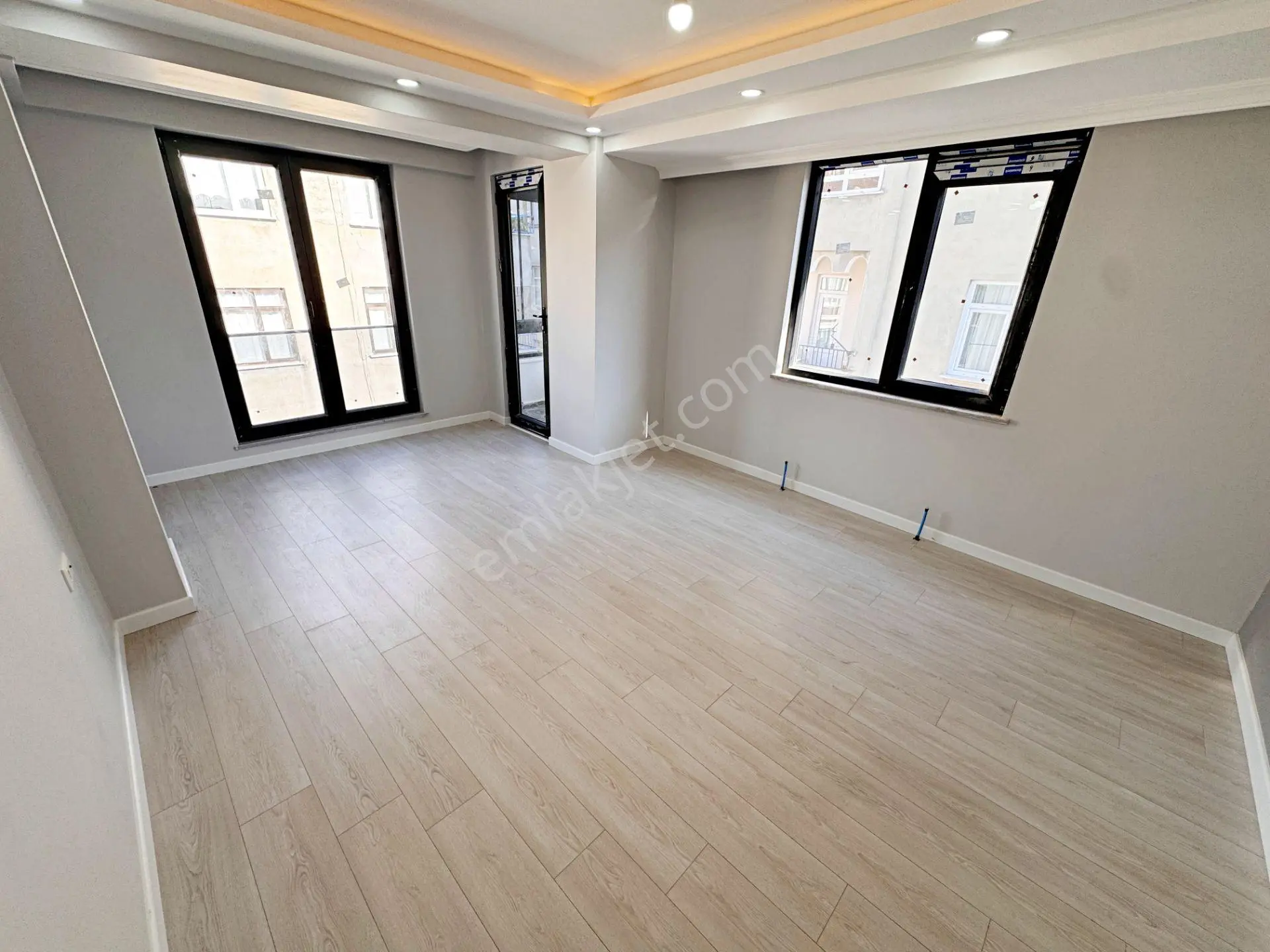 Home Vizyon Bahçelievler Çobançeşme Satılık Sıfır Lüx 2+1 Daire. - Görsel 4